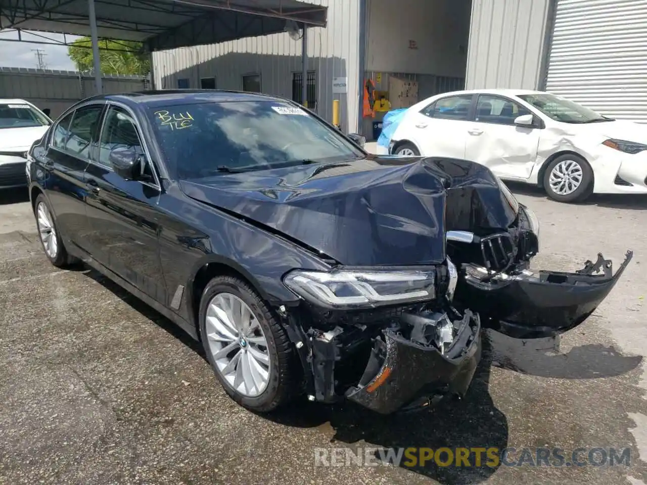 1 Photograph of a damaged car WBA53BH04NCH98635 BMW 5 SERIES 2022