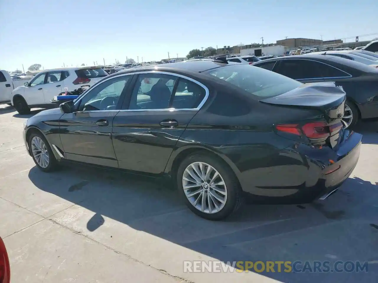 2 Photograph of a damaged car WBA53BH06NCH62168 BMW 5 SERIES 2022