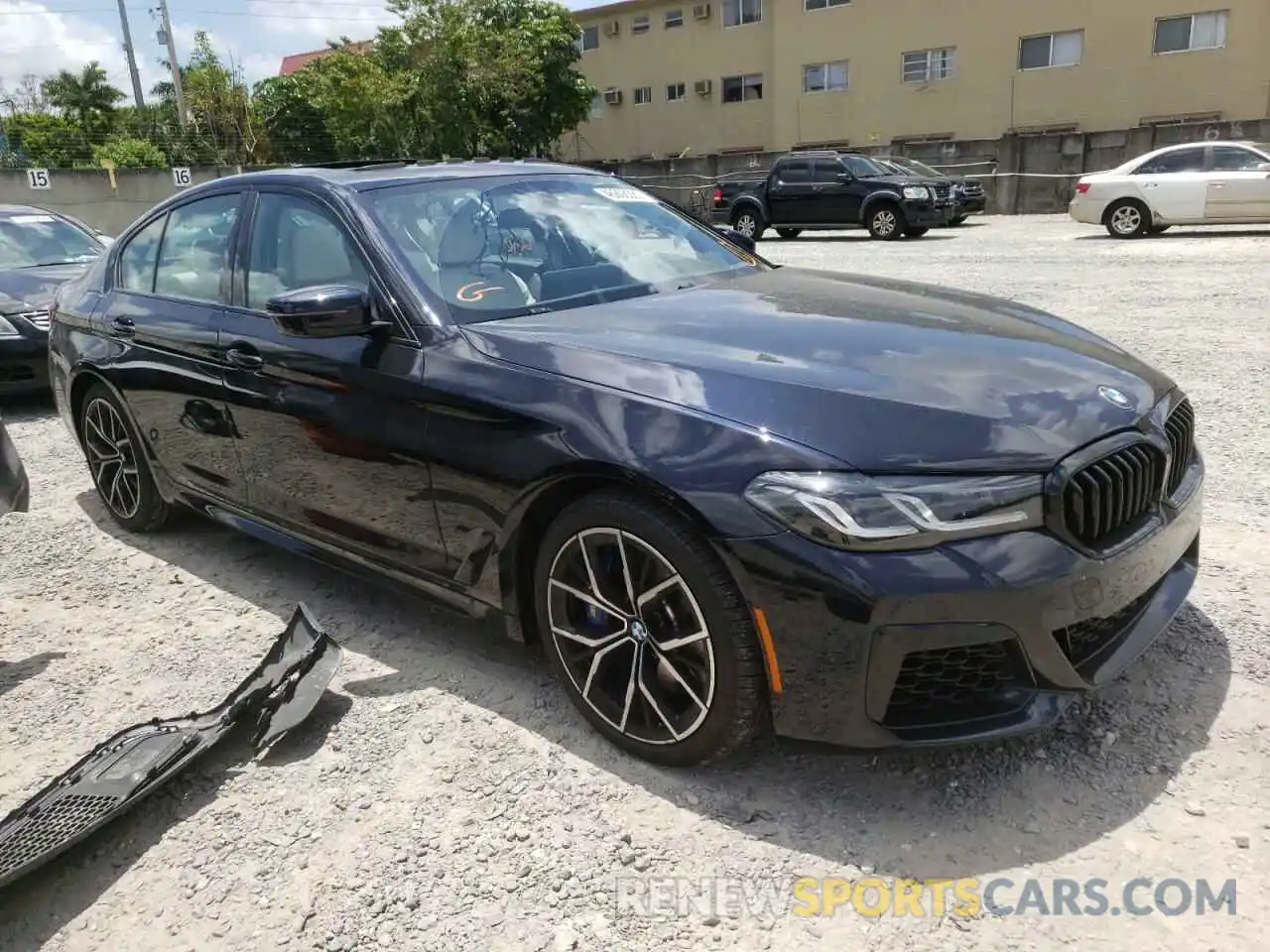 1 Photograph of a damaged car WBA53BJ04NWX46539 BMW 5 SERIES 2022