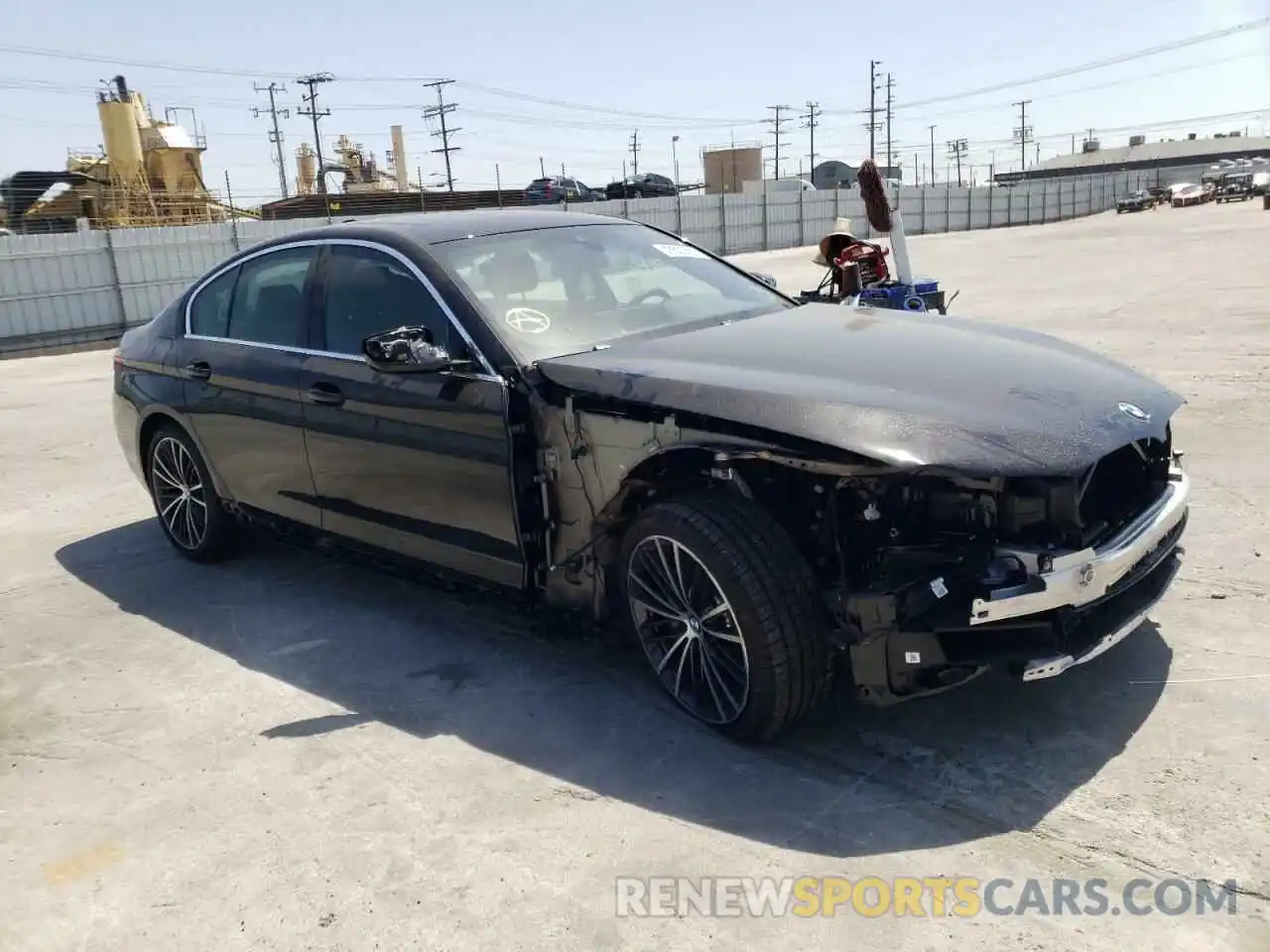 1 Photograph of a damaged car WBA53BJ05NCJ94518 BMW 5 SERIES 2022