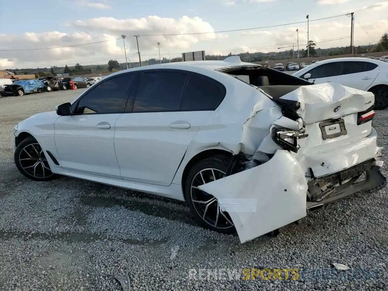 2 Photograph of a damaged car WBA53BJ09NWX72795 BMW 5 SERIES 2022