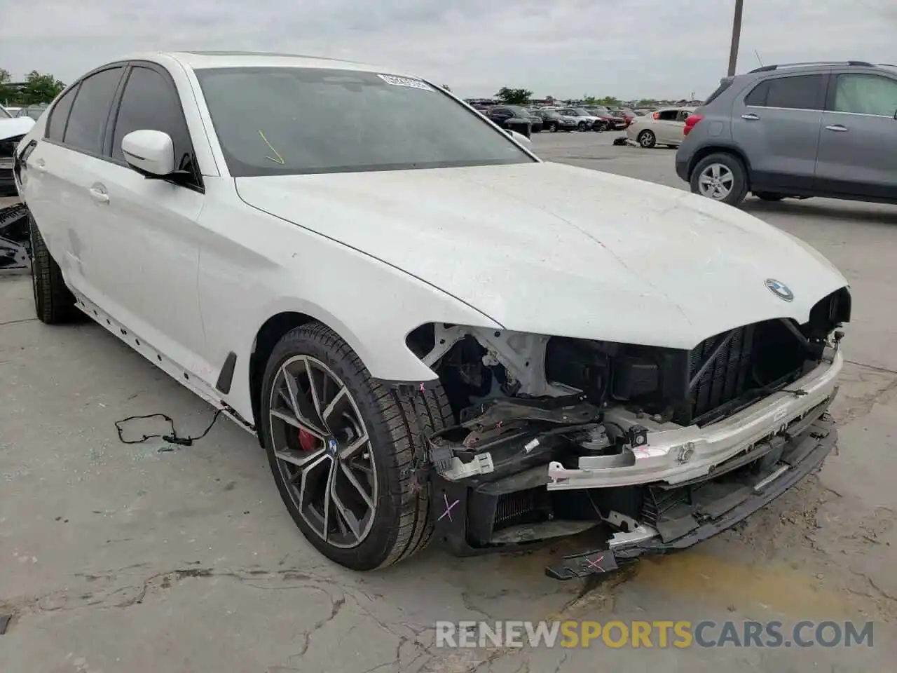 1 Photograph of a damaged car WBA73BJ03NWX55984 BMW 5 SERIES 2022