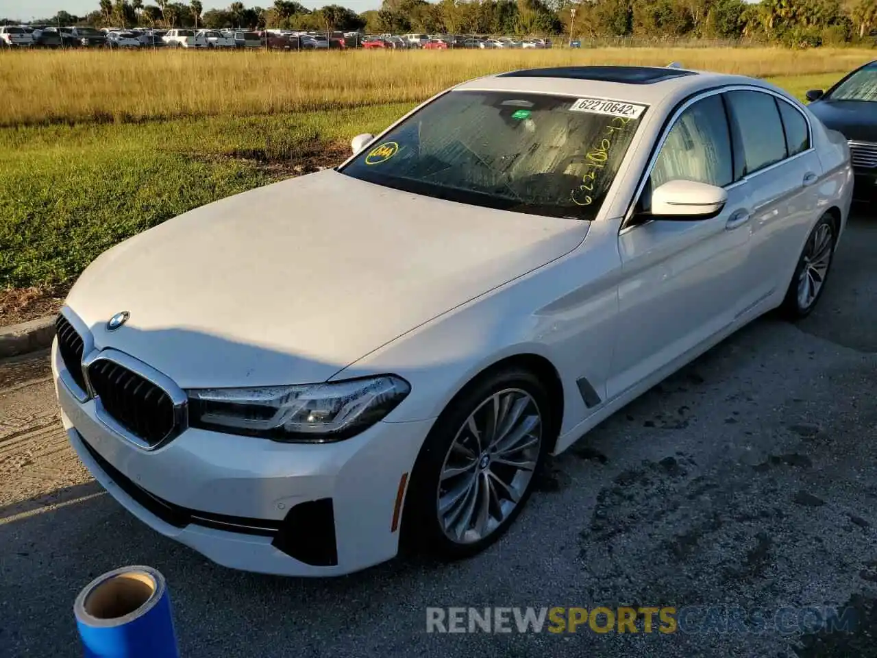 2 Photograph of a damaged car WBA73BJ08NCH82893 BMW 5 SERIES 2022