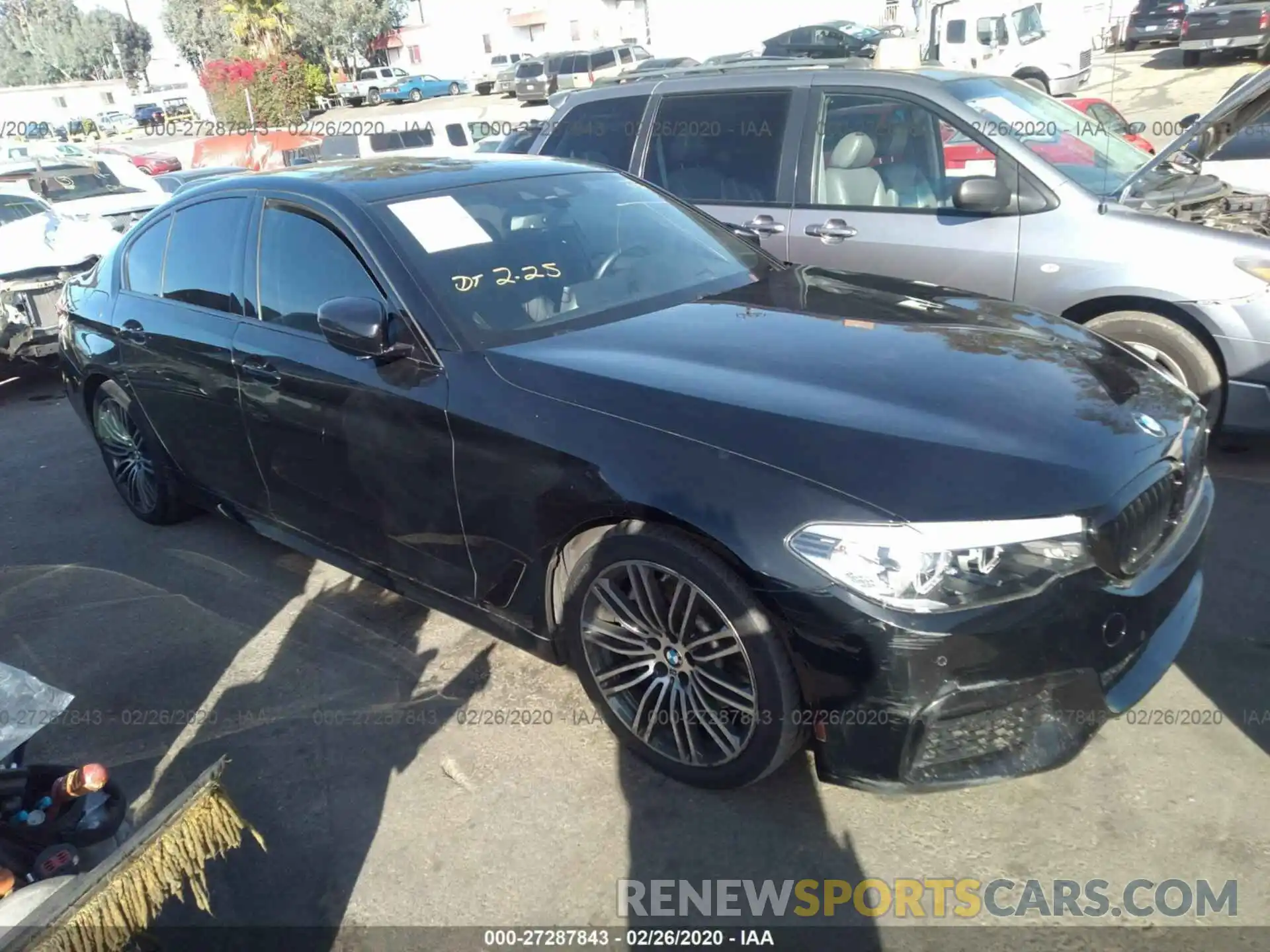 1 Photograph of a damaged car WBAJA5C53KWW09781 BMW 530 2019