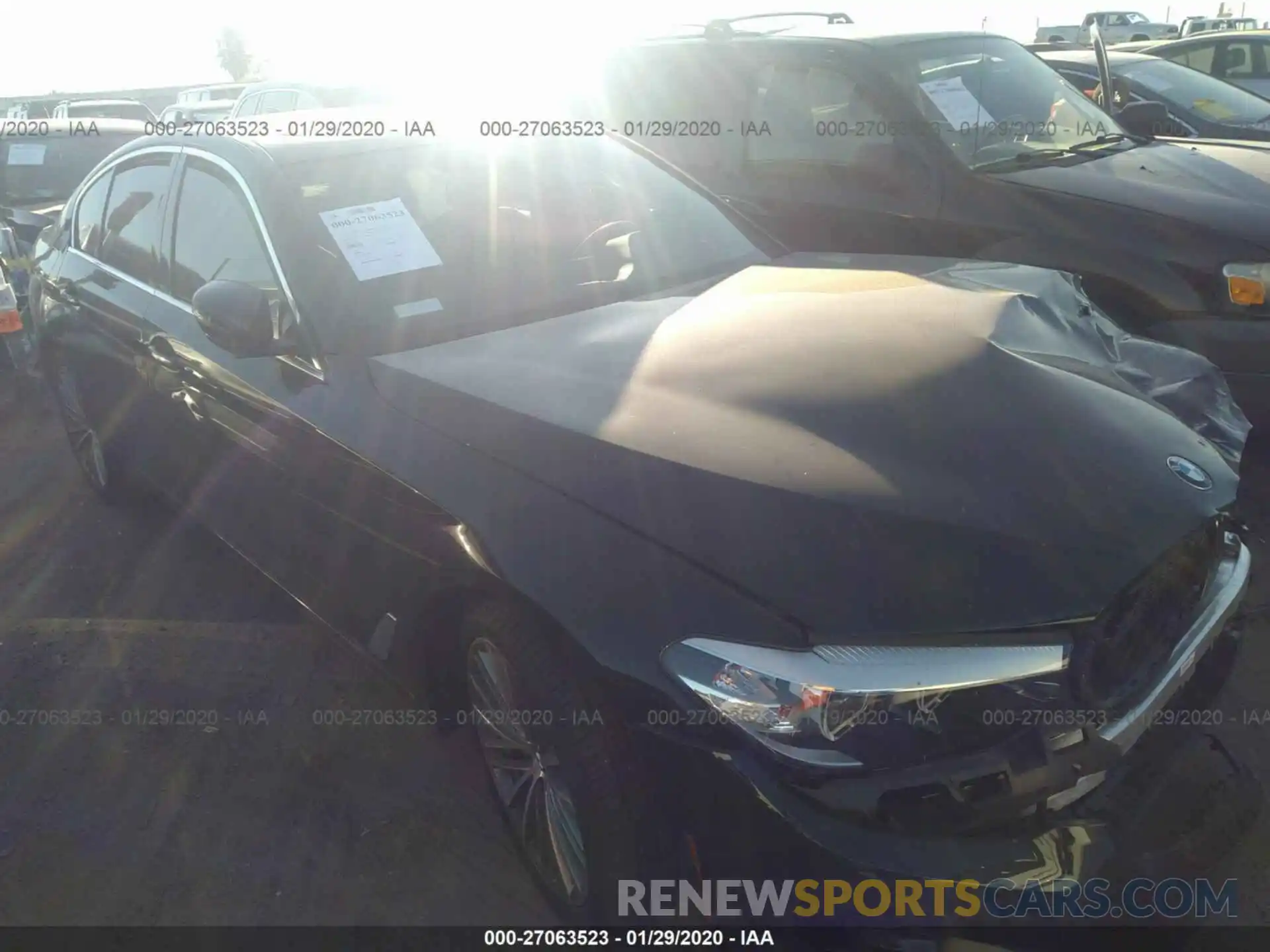 1 Photograph of a damaged car WBAJA5C57KWW29967 BMW 530 2019