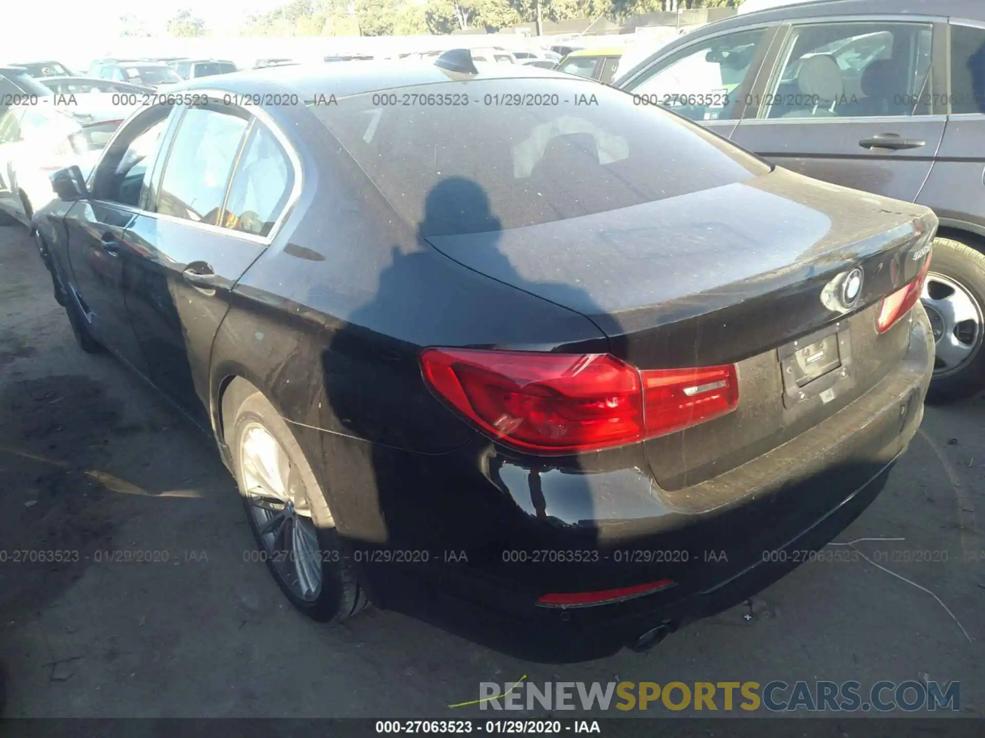 3 Photograph of a damaged car WBAJA5C57KWW29967 BMW 530 2019