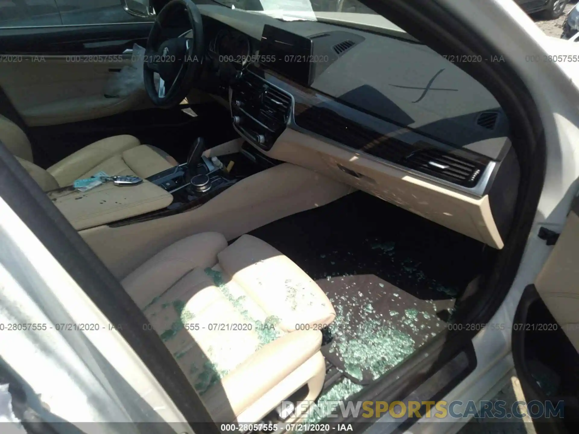 5 Фотография поврежденного автомобиля WBAJA5C59KWW18758 BMW 530 2019