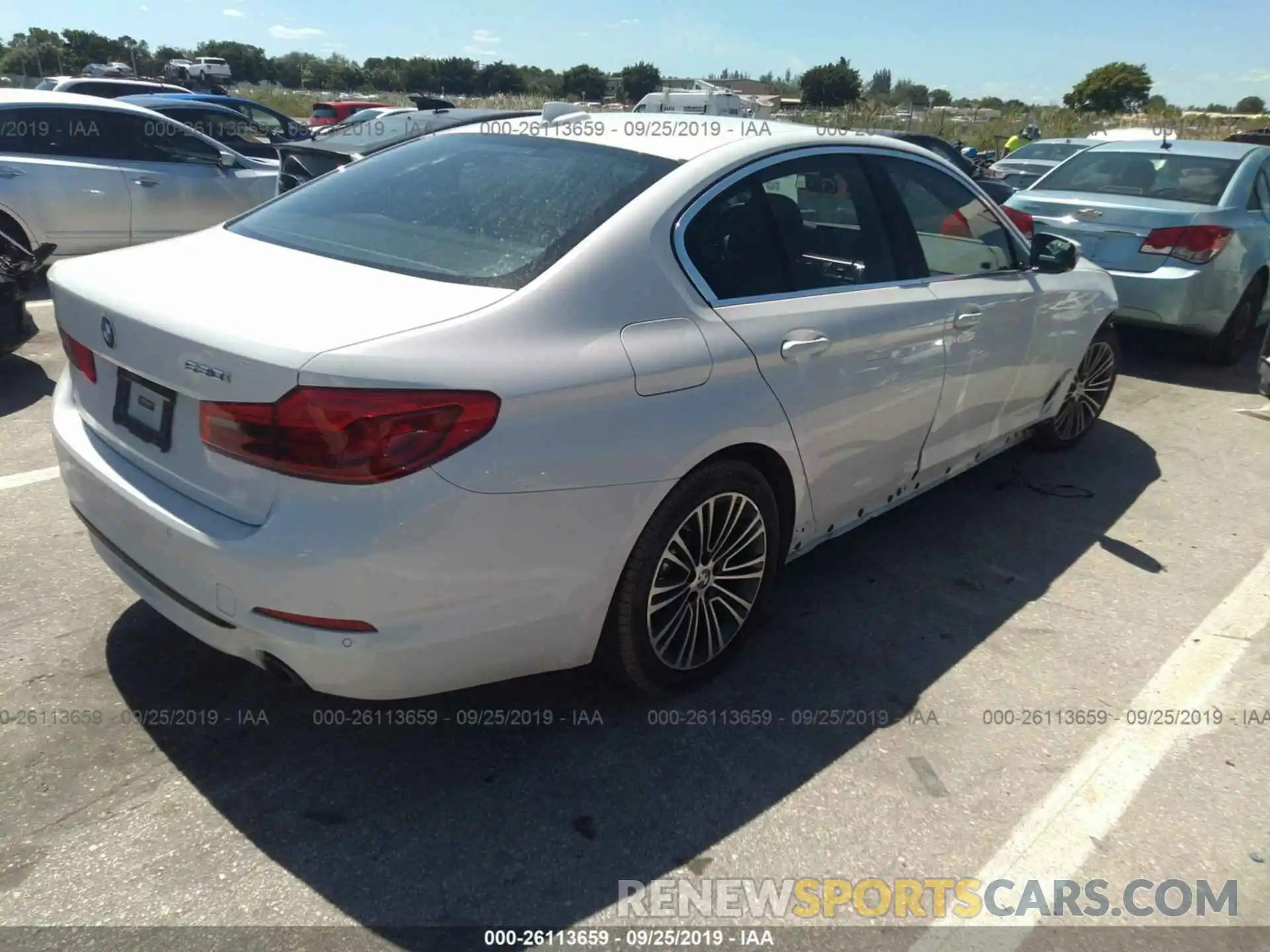 4 Photograph of a damaged car WBAJA5C5XKWW09213 BMW 530 2019