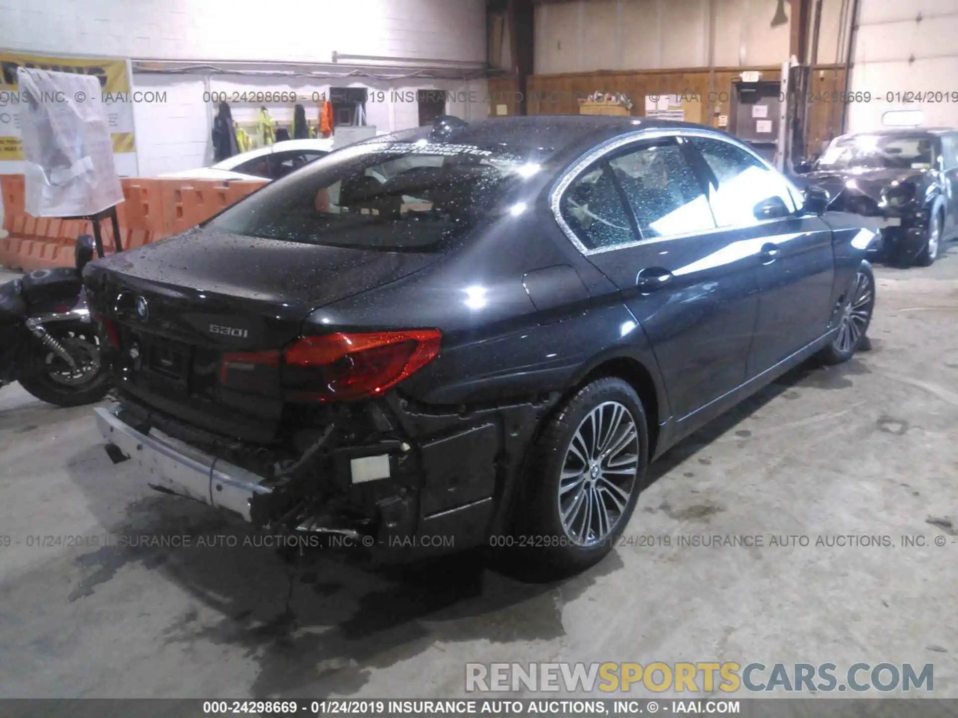 4 Photograph of a damaged car WBAJA7C50KG909994 BMW 530 2019