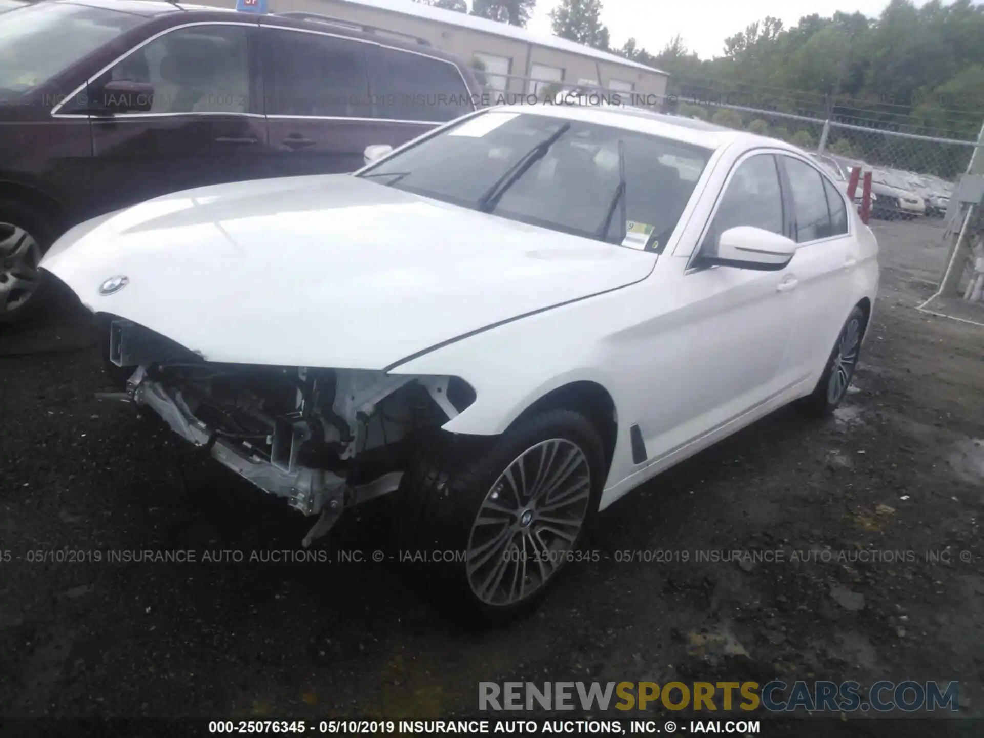 2 Photograph of a damaged car WBAJA7C53KWC78120 BMW 530 2019