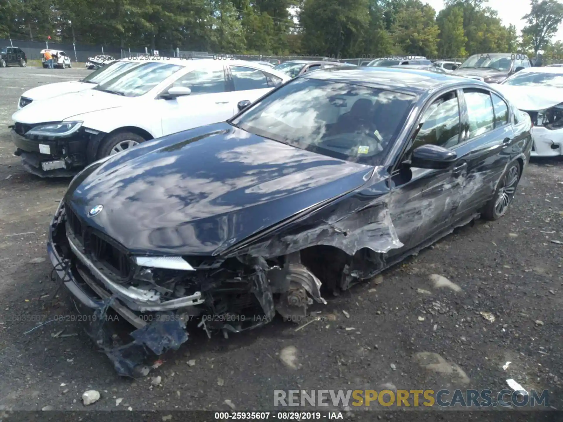 2 Photograph of a damaged car WBAJA7C54KWC77509 BMW 530 2019