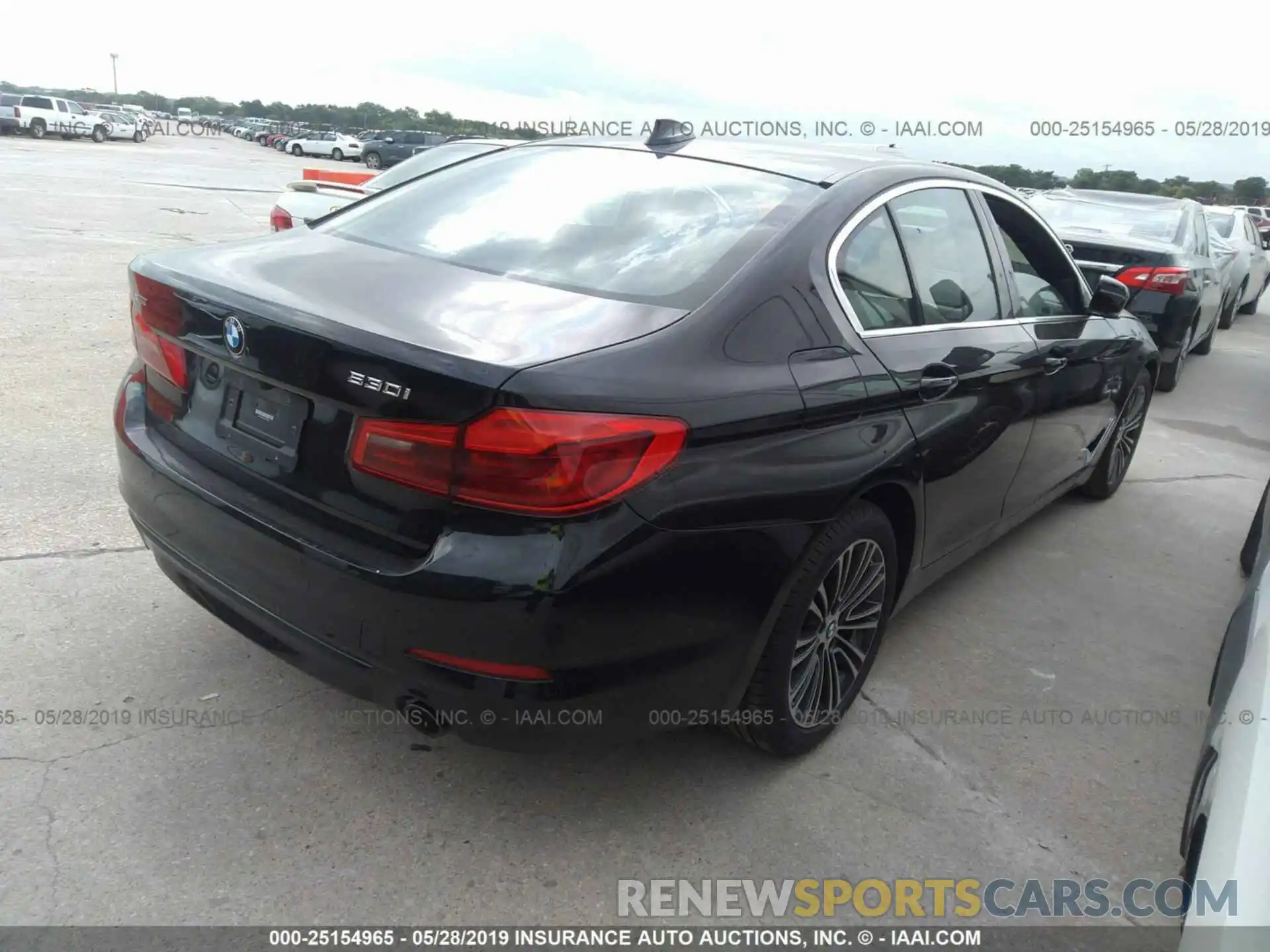 4 Photograph of a damaged car WBAJA7C54KWW17285 BMW 530 2019