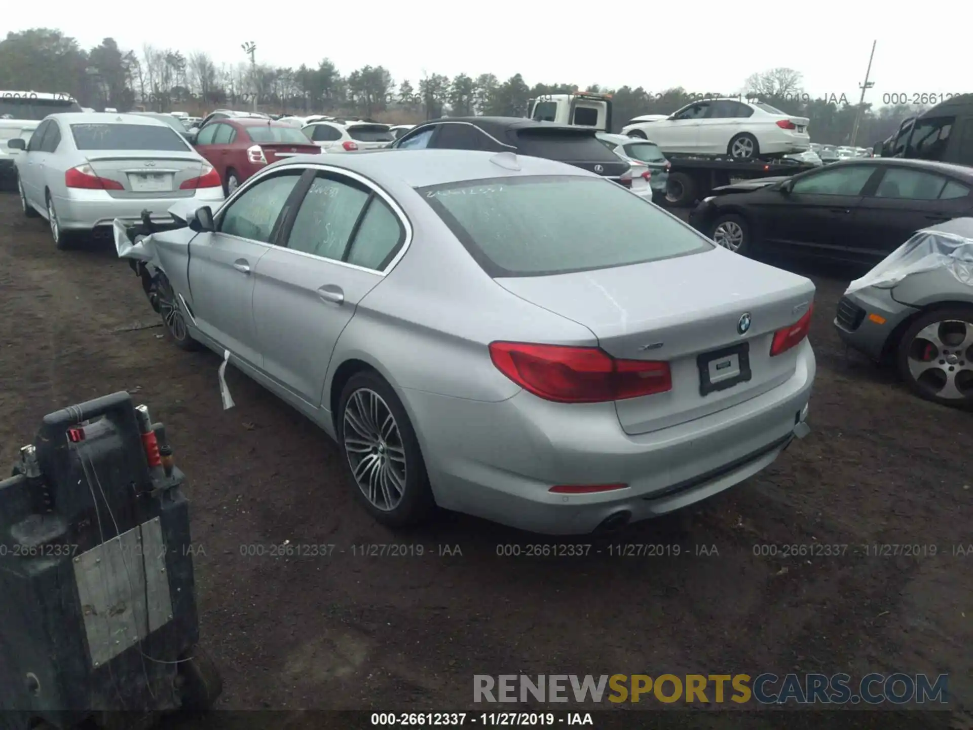 3 Photograph of a damaged car WBAJA7C56KWW40406 BMW 530 2019