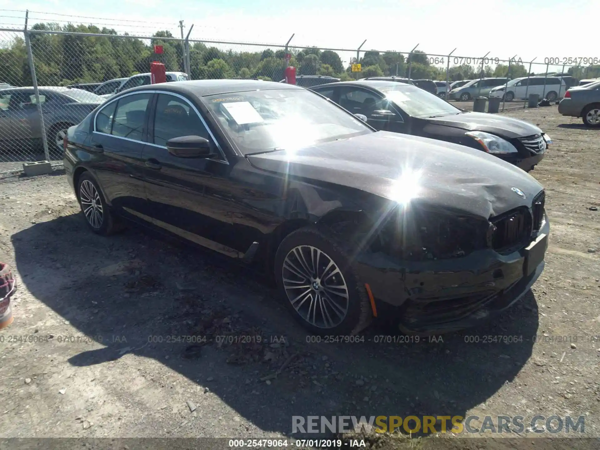 1 Photograph of a damaged car WBAJA7C57KWW17622 BMW 530 2019