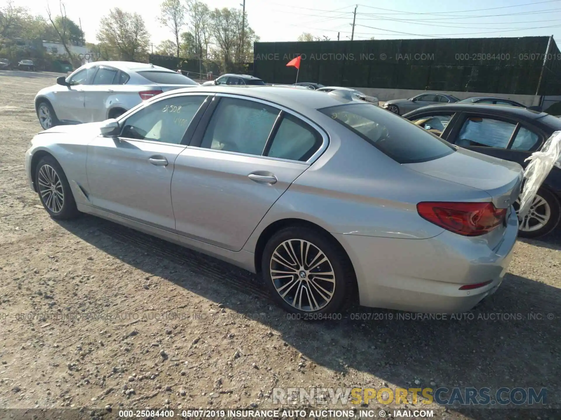 3 Photograph of a damaged car WBAJA7C59KWW06136 BMW 530 2019