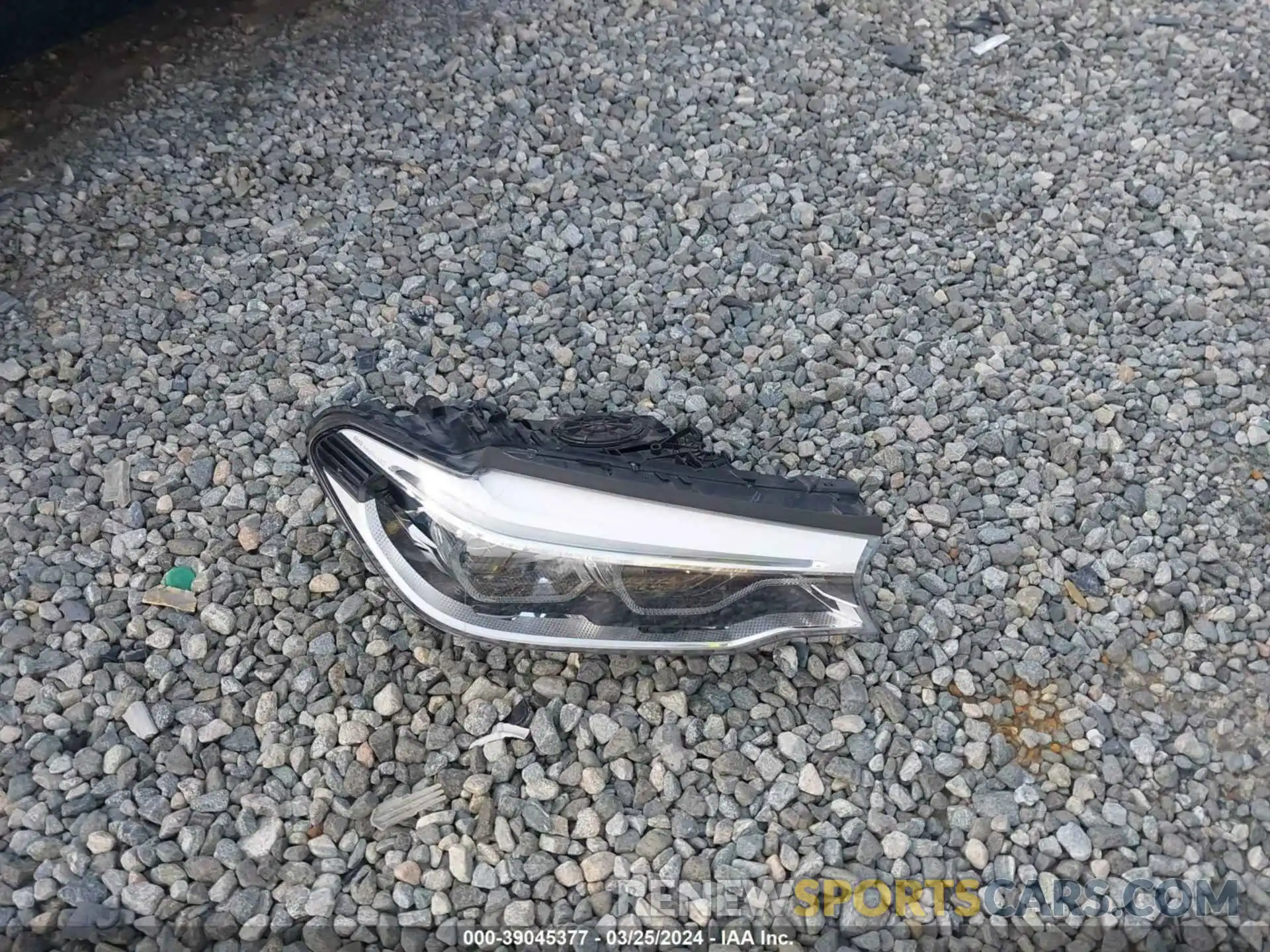 12 Photograph of a damaged car WBAJR3C01LCD62624 BMW 530 2020