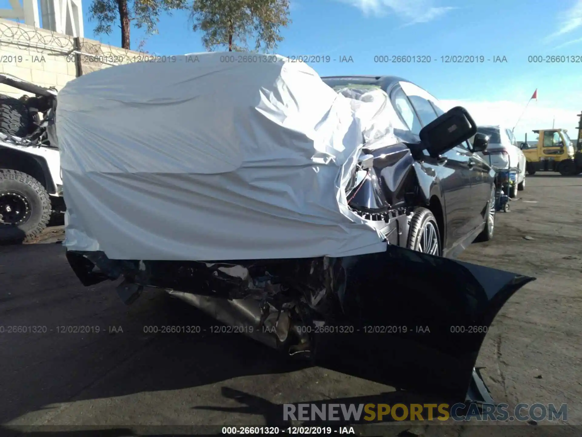 6 Photograph of a damaged car WBAJR3C05LWW54112 BMW 530 2020