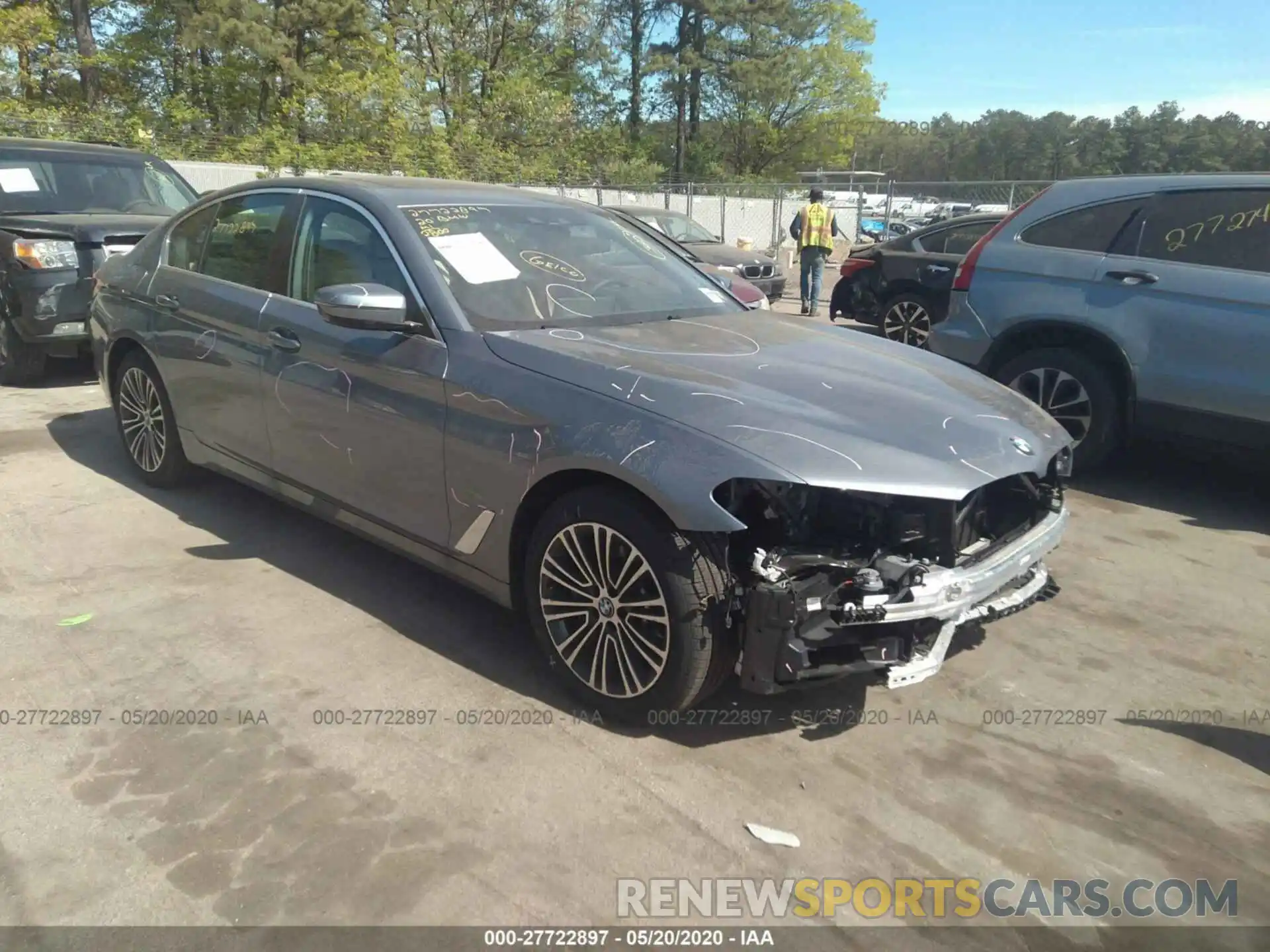 1 Фотография поврежденного автомобиля WBAJR7C06LCD63243 BMW 530 2020