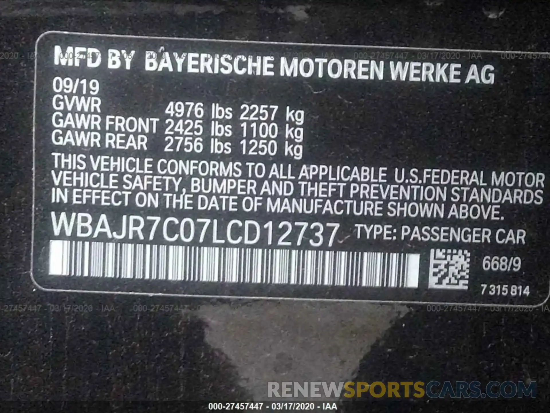 9 Photograph of a damaged car WBAJR7C07LCD12737 BMW 530 2020
