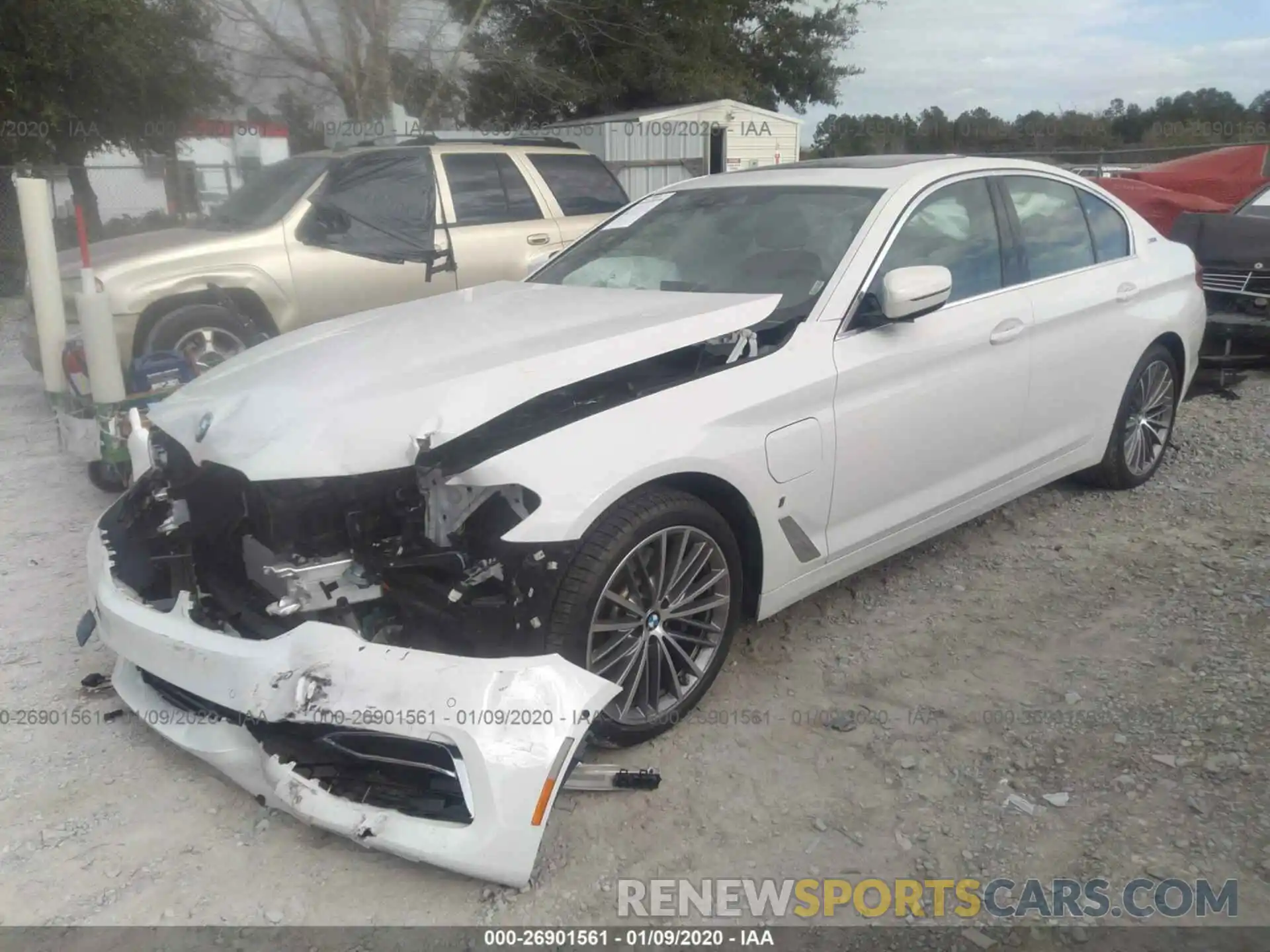 2 Photograph of a damaged car WBAJA9C51KB389426 BMW 530E 2019