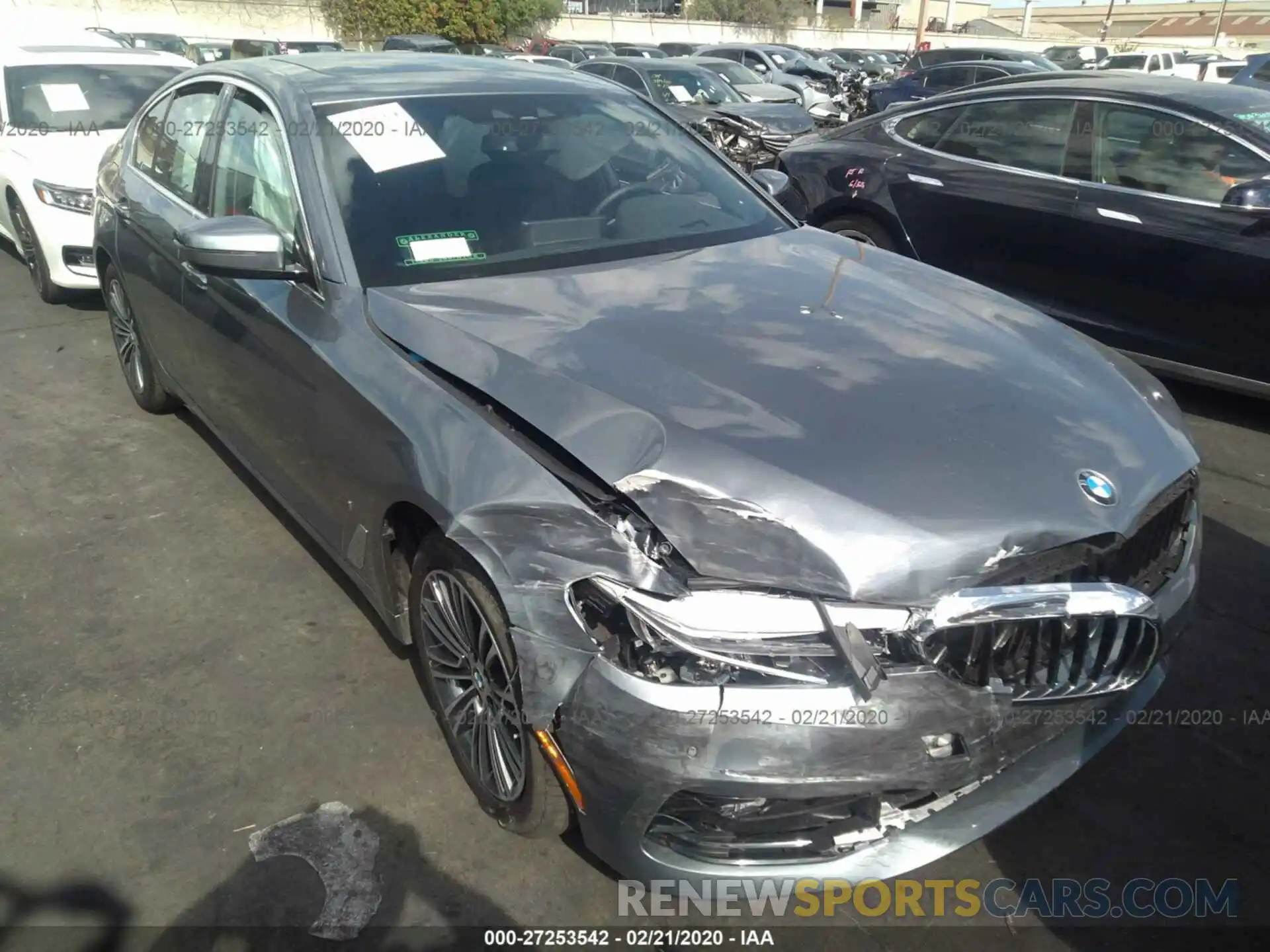 1 Photograph of a damaged car WBAJA9C51KB398742 BMW 530E 2019