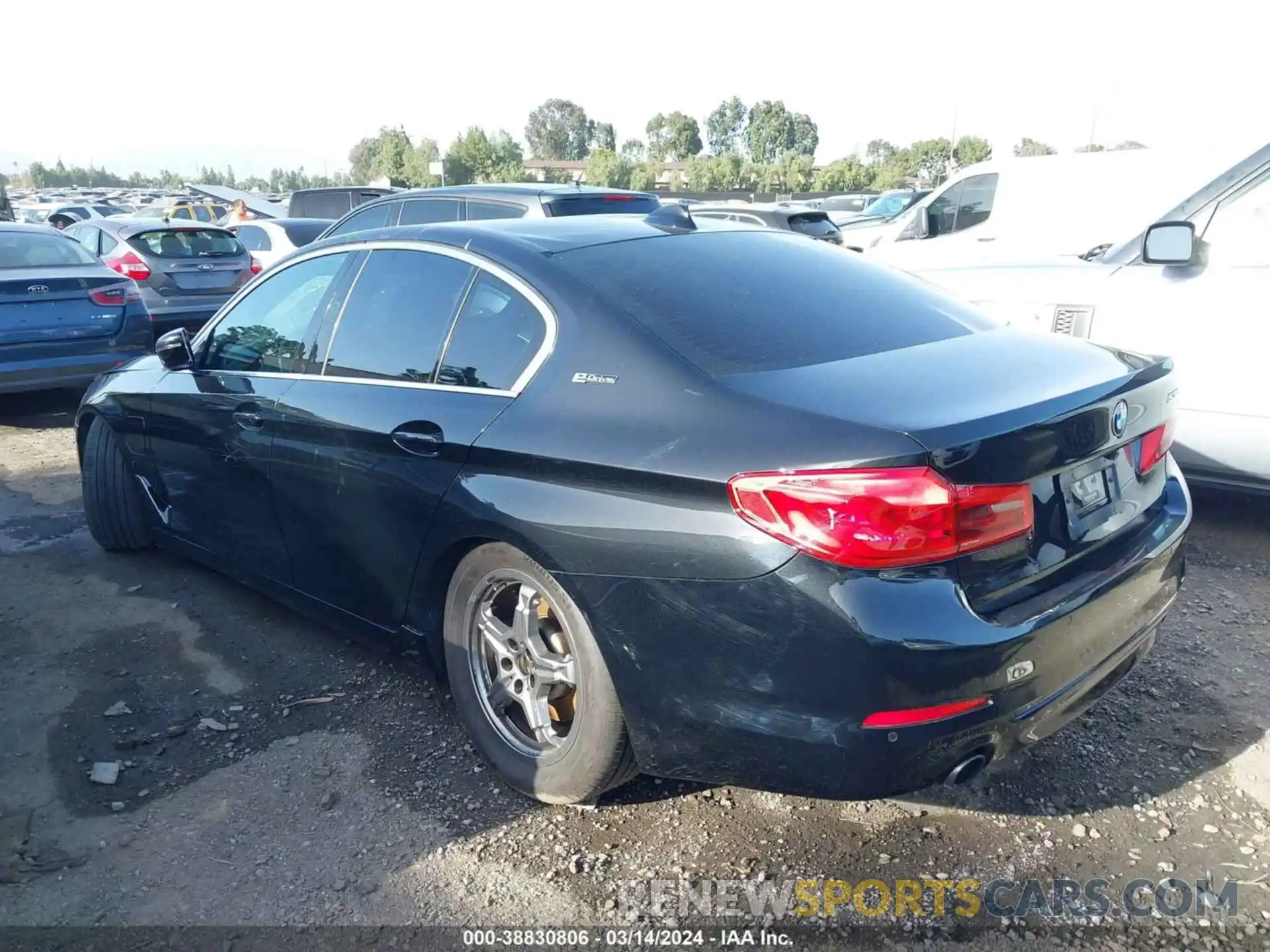 3 Photograph of a damaged car WBAJA9C58KB399418 BMW 530E 2019