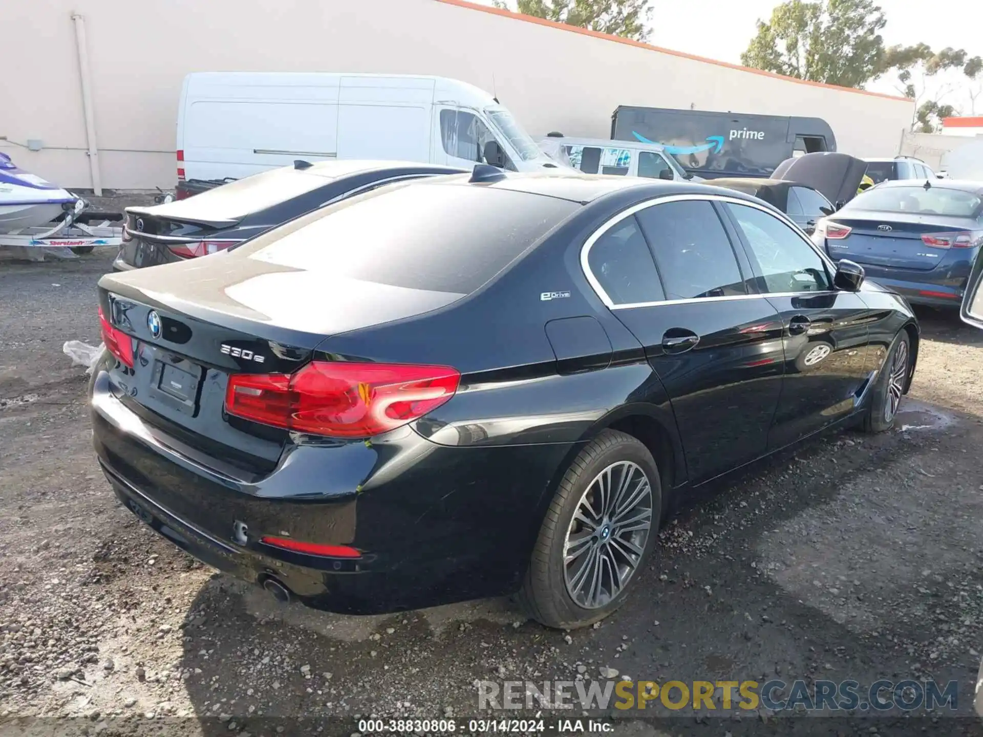 4 Photograph of a damaged car WBAJA9C58KB399418 BMW 530E 2019