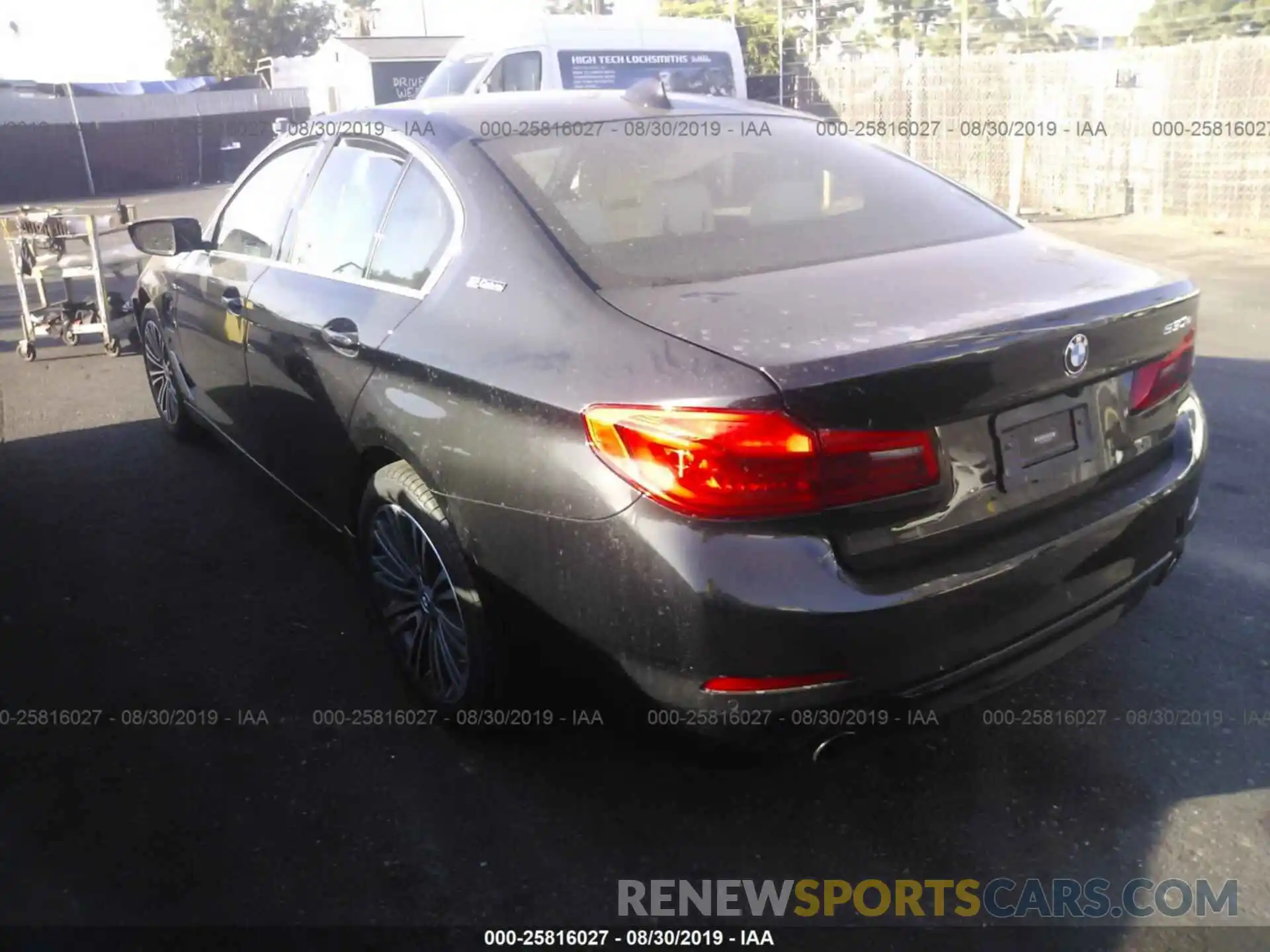 3 Photograph of a damaged car WBAJA9C59KB253822 BMW 530E 2019