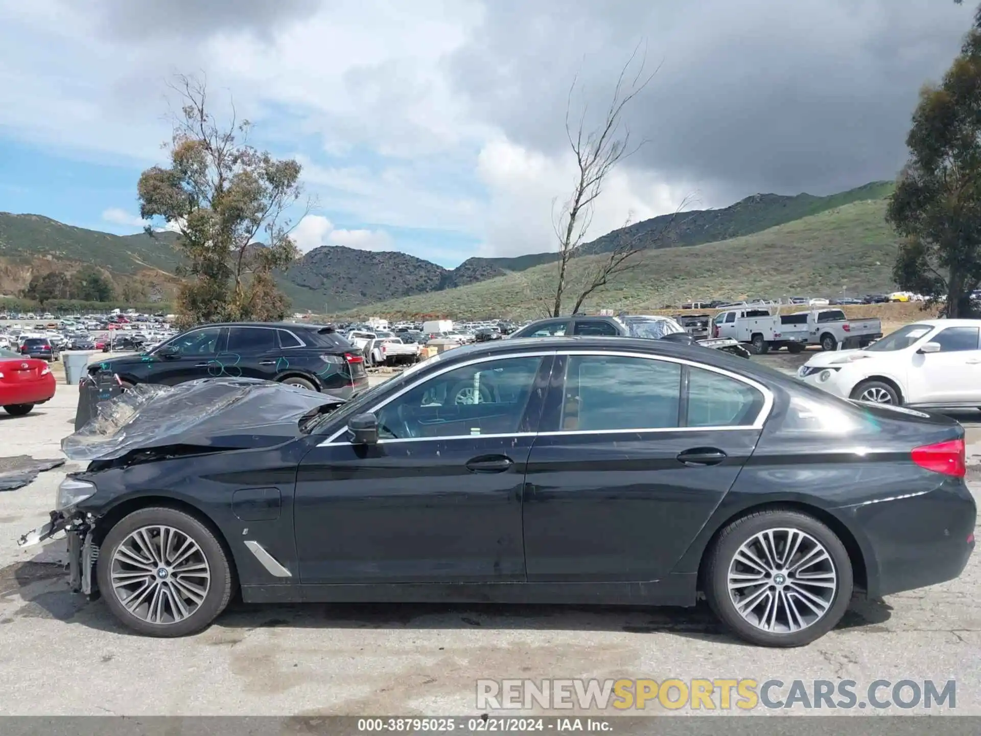 15 Photograph of a damaged car WBAJA9C59KB388573 BMW 530E 2019