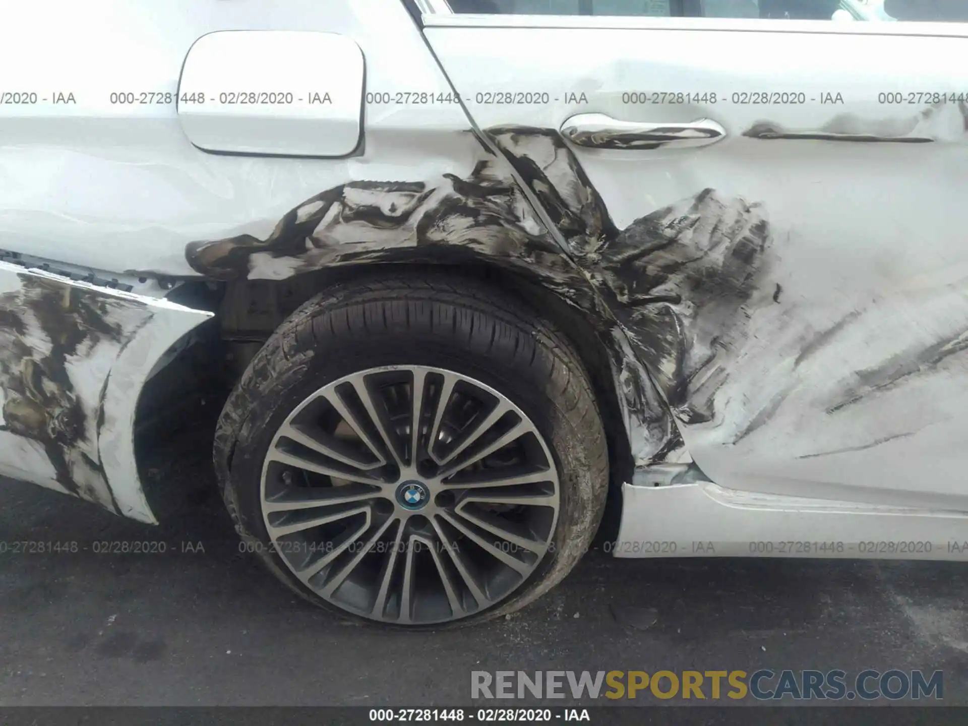 6 Photograph of a damaged car WBAJA9C59KB389643 BMW 530E 2019