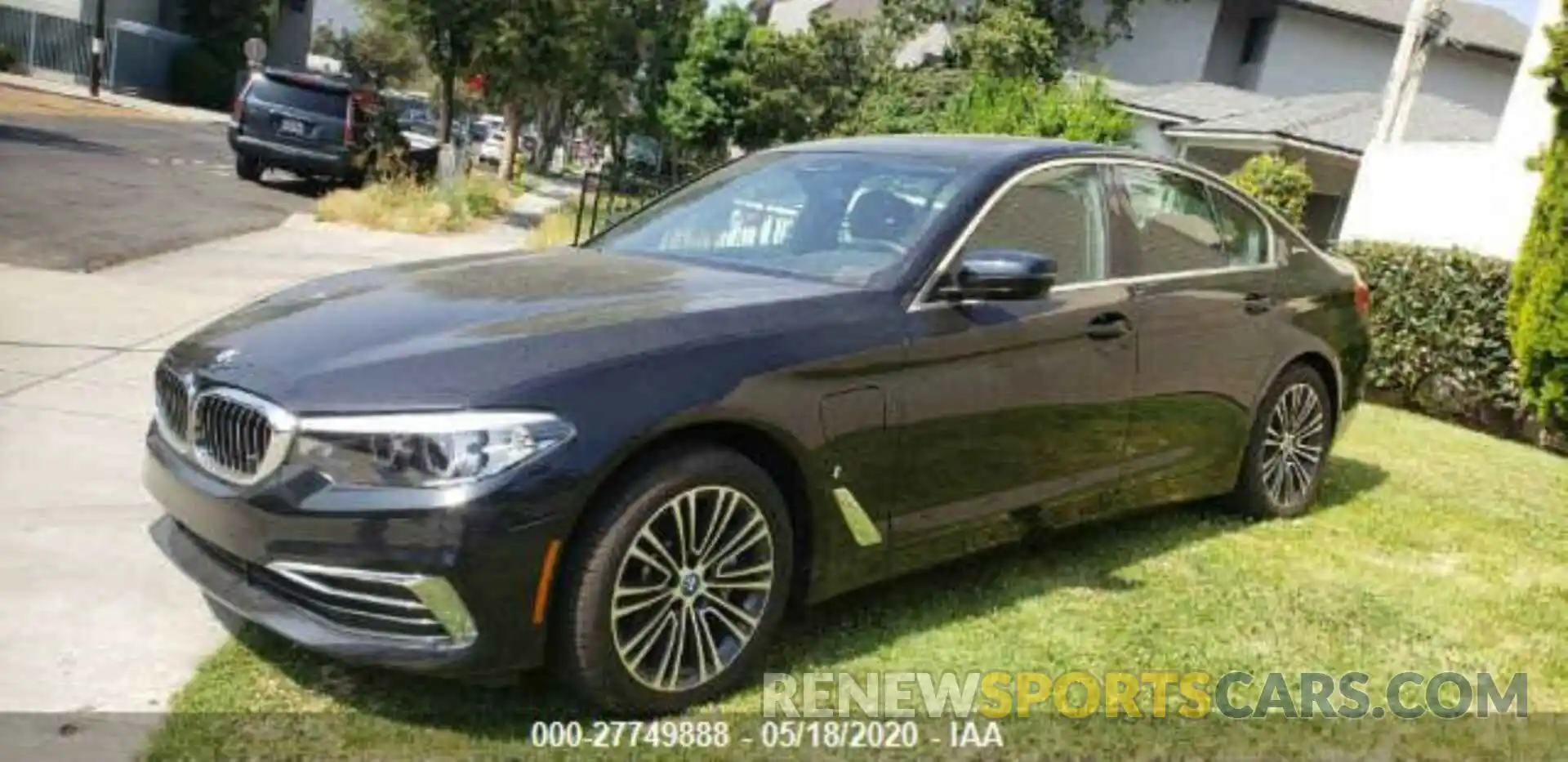 2 Photograph of a damaged car WBAJA9C5SKB392975 BMW 530E 2019