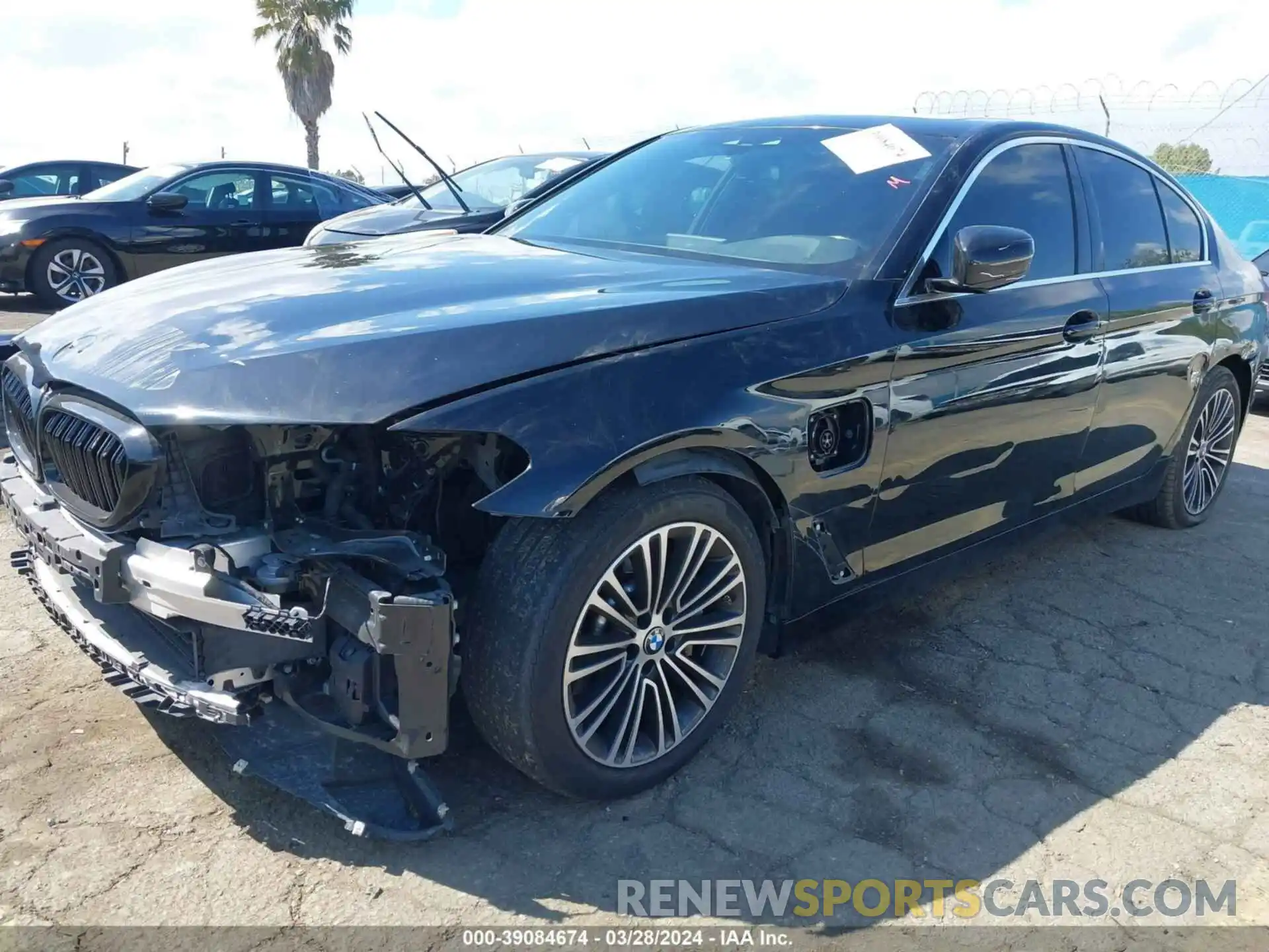 2 Фотография поврежденного автомобиля WBAJA9C09LCD50389 BMW 530E 2020