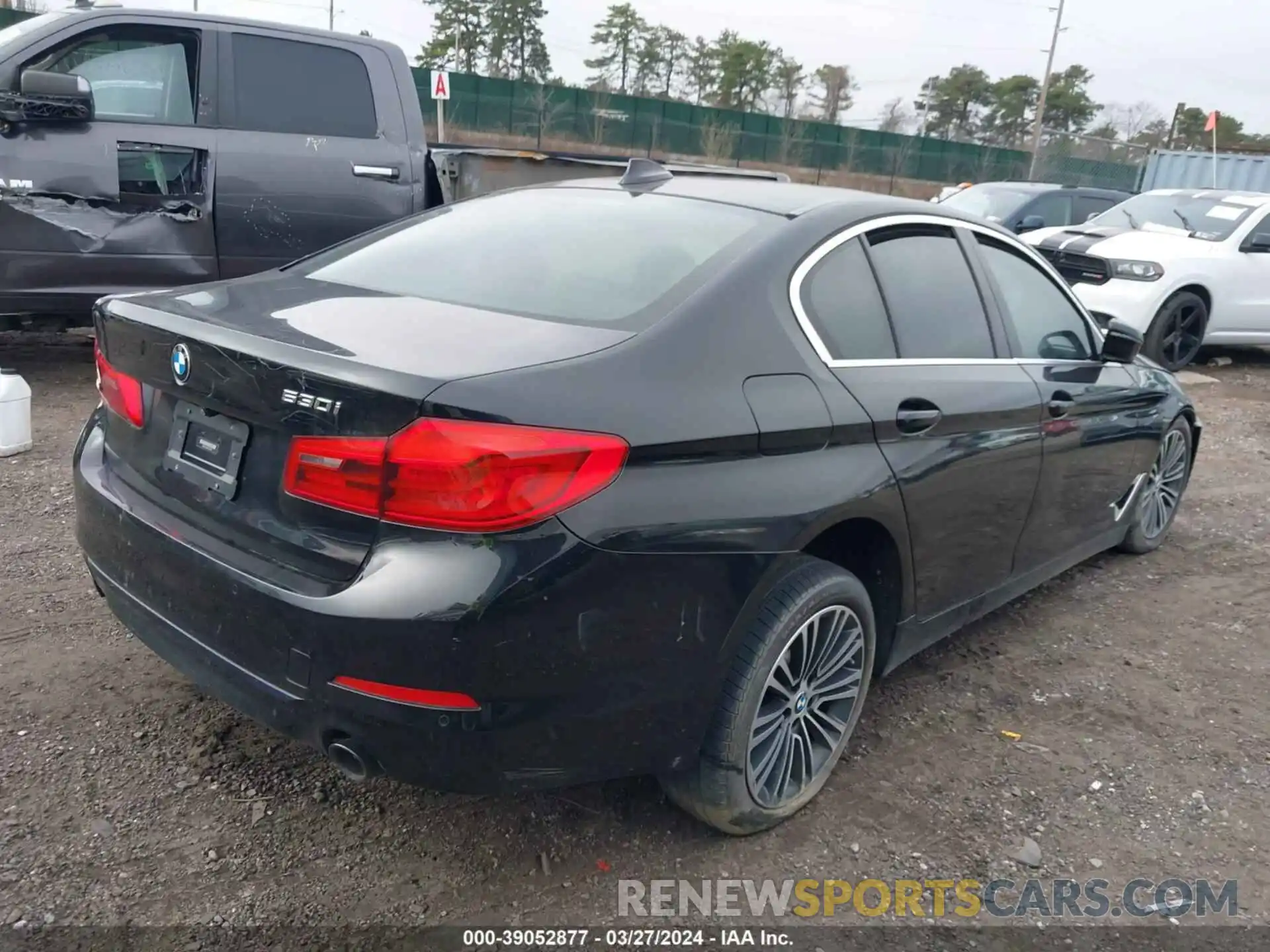 4 Photograph of a damaged car WBAJA5C50KWW26960 BMW 530I 2019