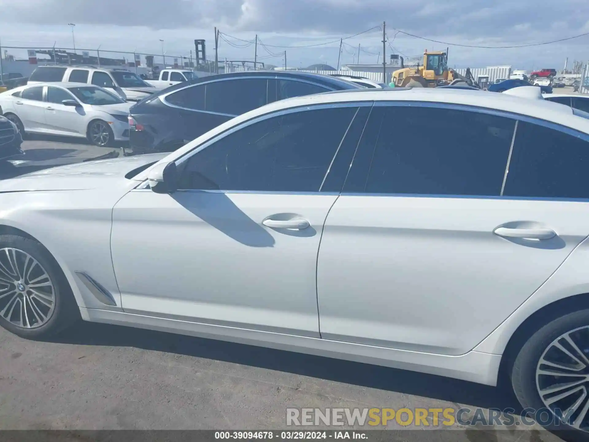 14 Photograph of a damaged car WBAJA5C51KBX86370 BMW 530I 2019