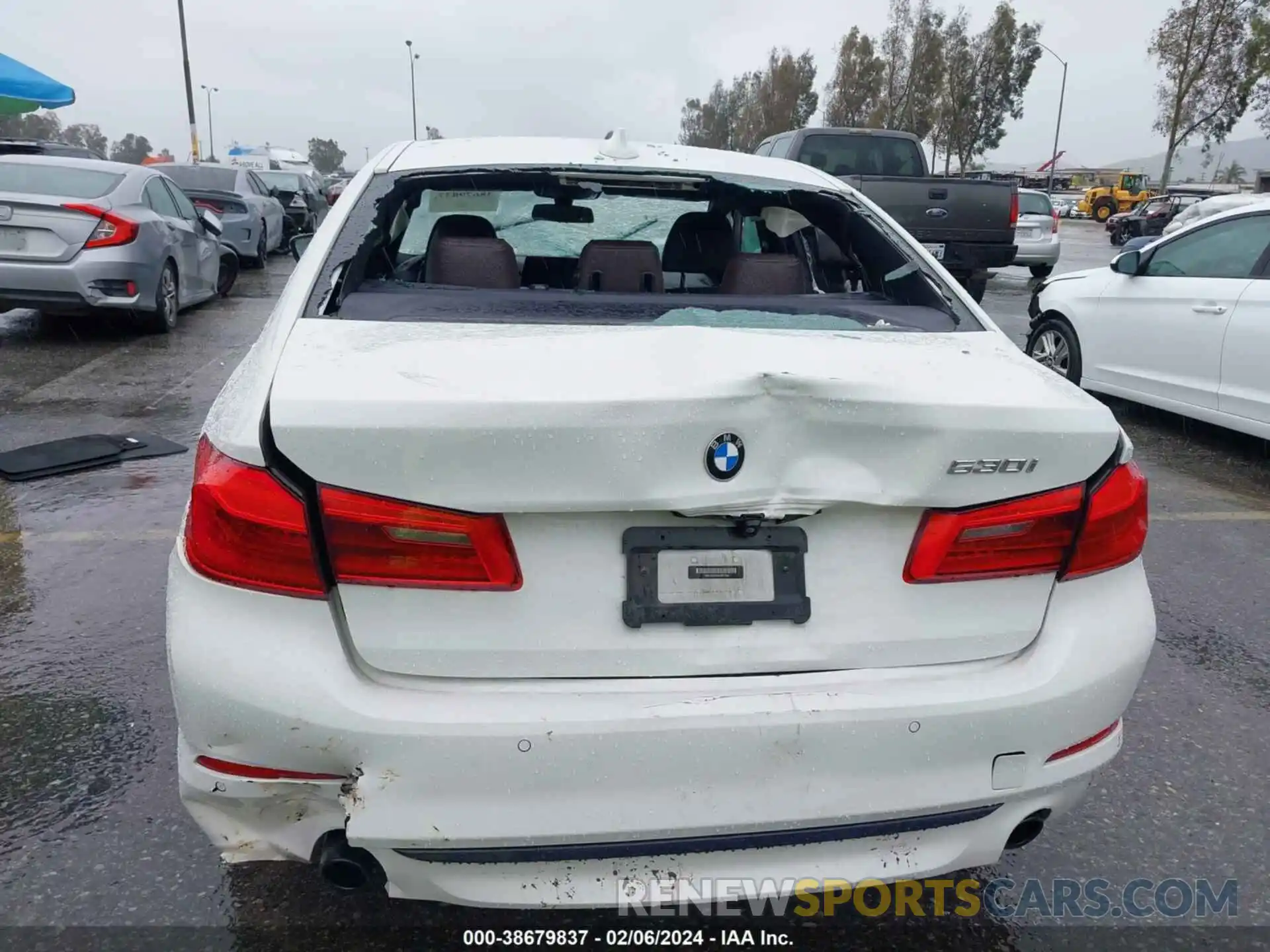 16 Photograph of a damaged car WBAJA5C56KBX87398 BMW 530I 2019