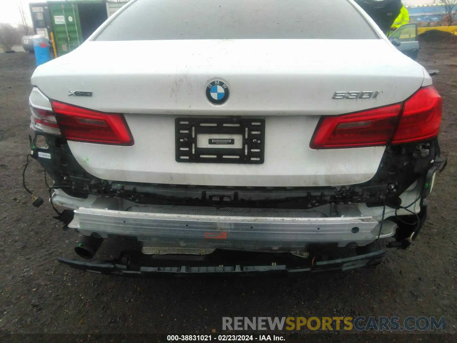 16 Photograph of a damaged car WBAJA7C54KG910873 BMW 530I 2019