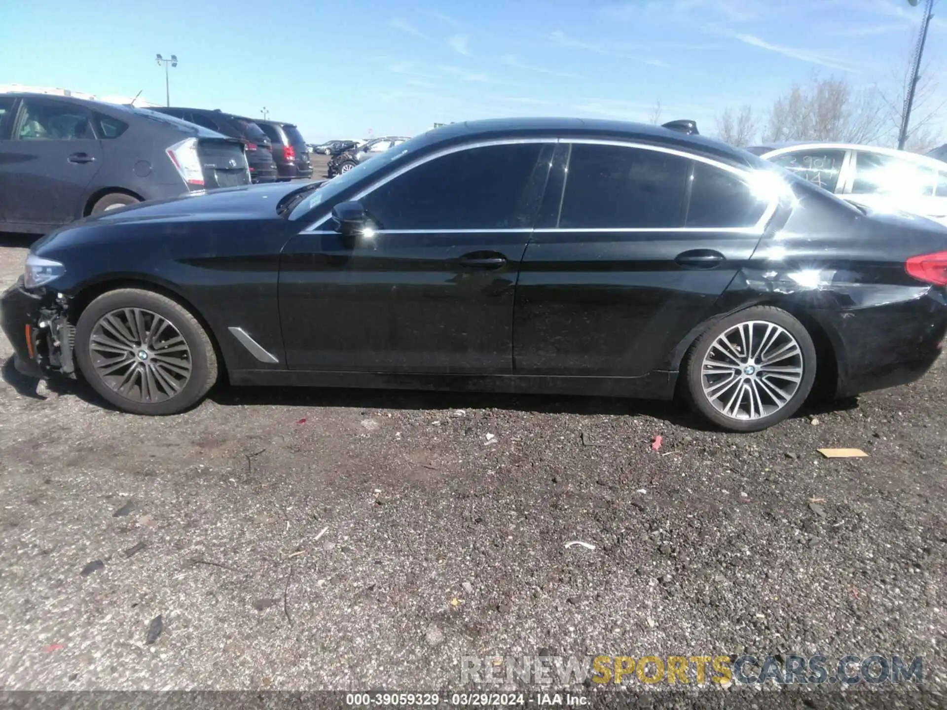 14 Фотография поврежденного автомобиля WBAJA7C5XKG912708 BMW 530I 2019