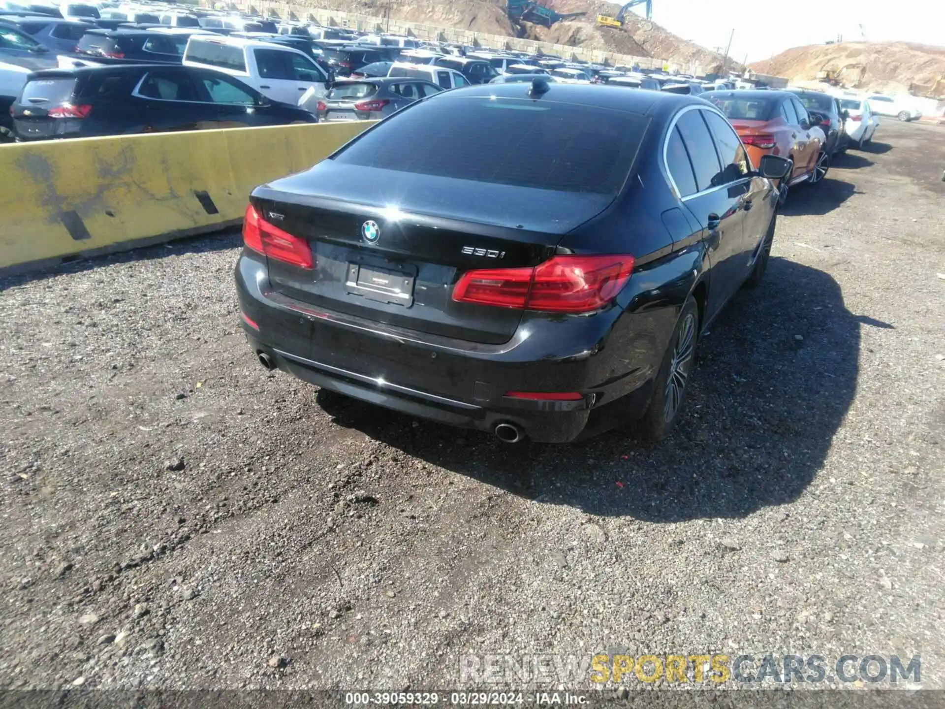 4 Photograph of a damaged car WBAJA7C5XKG912708 BMW 530I 2019