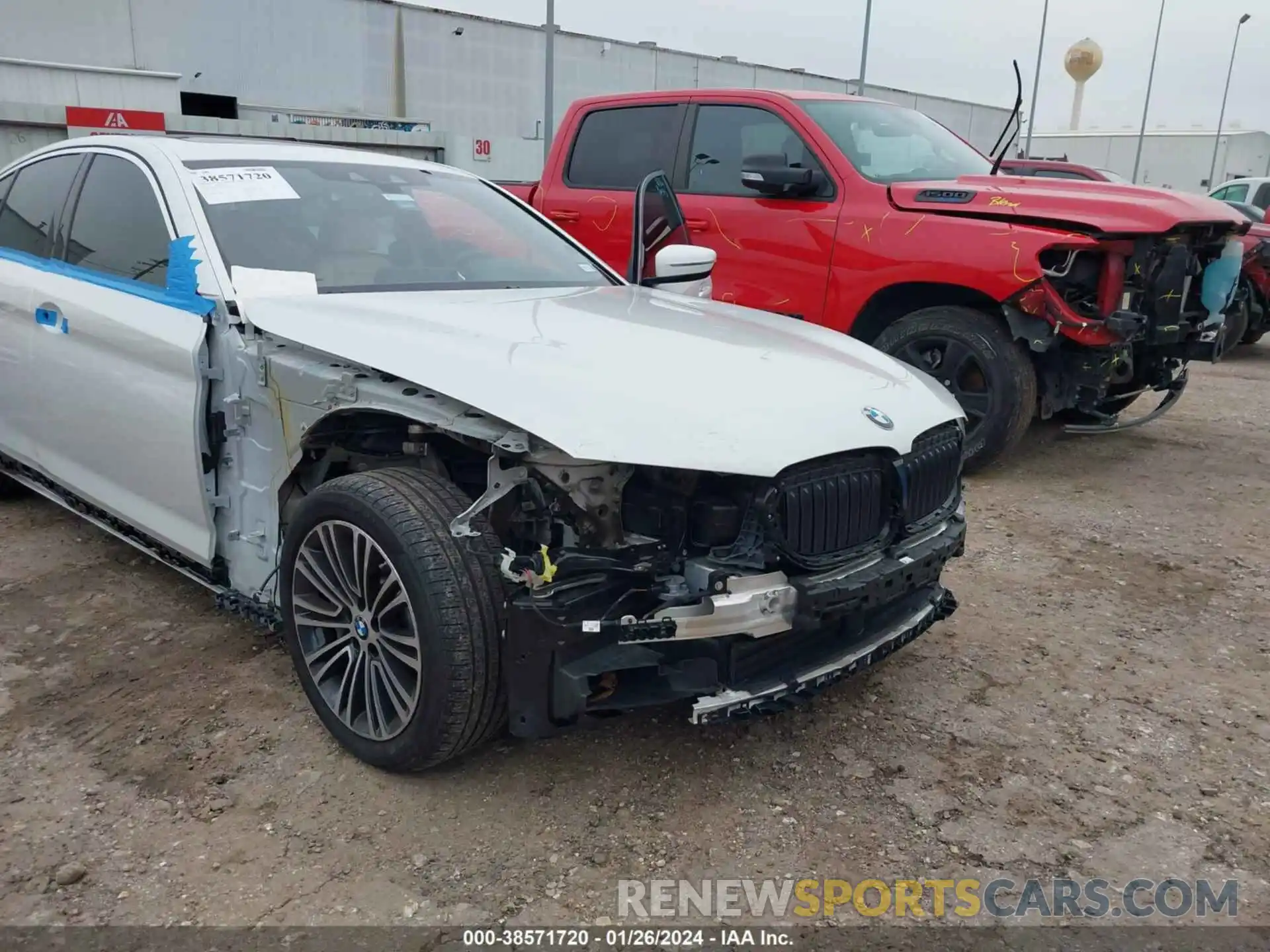 6 Photograph of a damaged car WBAJR7C07LCD18988 BMW 530I 2020
