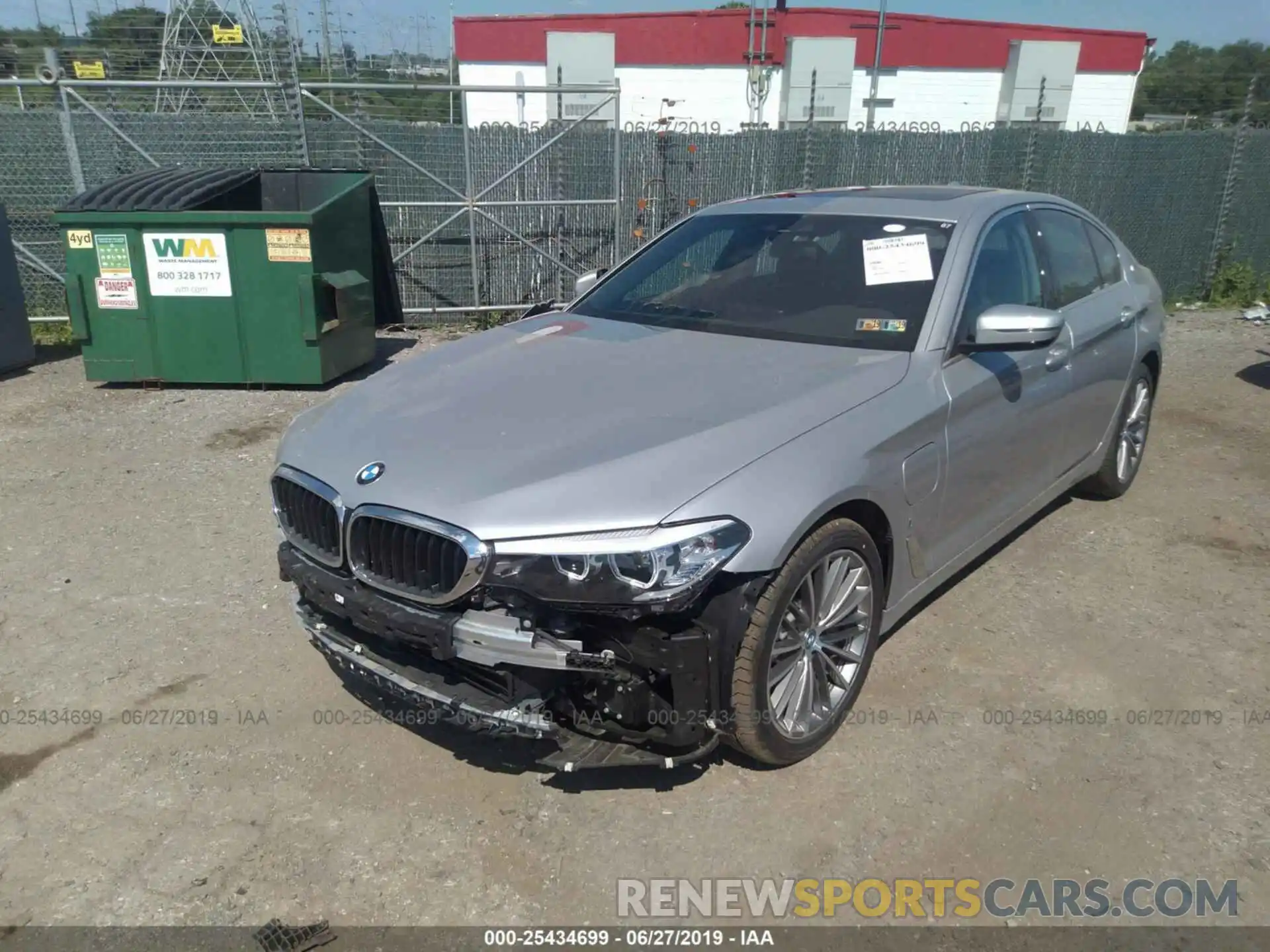 2 Photograph of a damaged car WBAJB1C51KB375217 BMW 530XE 2019