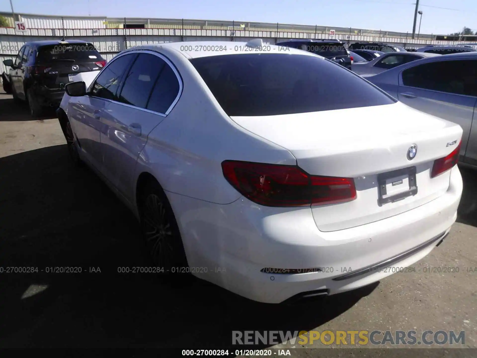 3 Photograph of a damaged car WBAJE5C52KWE66099 BMW 540 2019