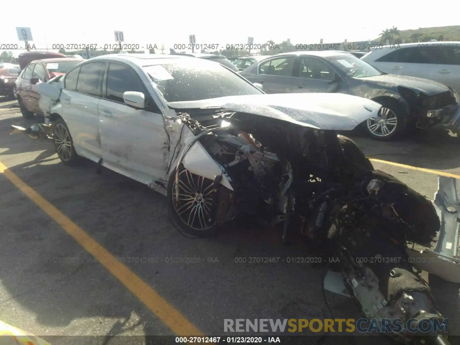 1 Photograph of a damaged car WBAJE5C52KWW38452 BMW 540 2019