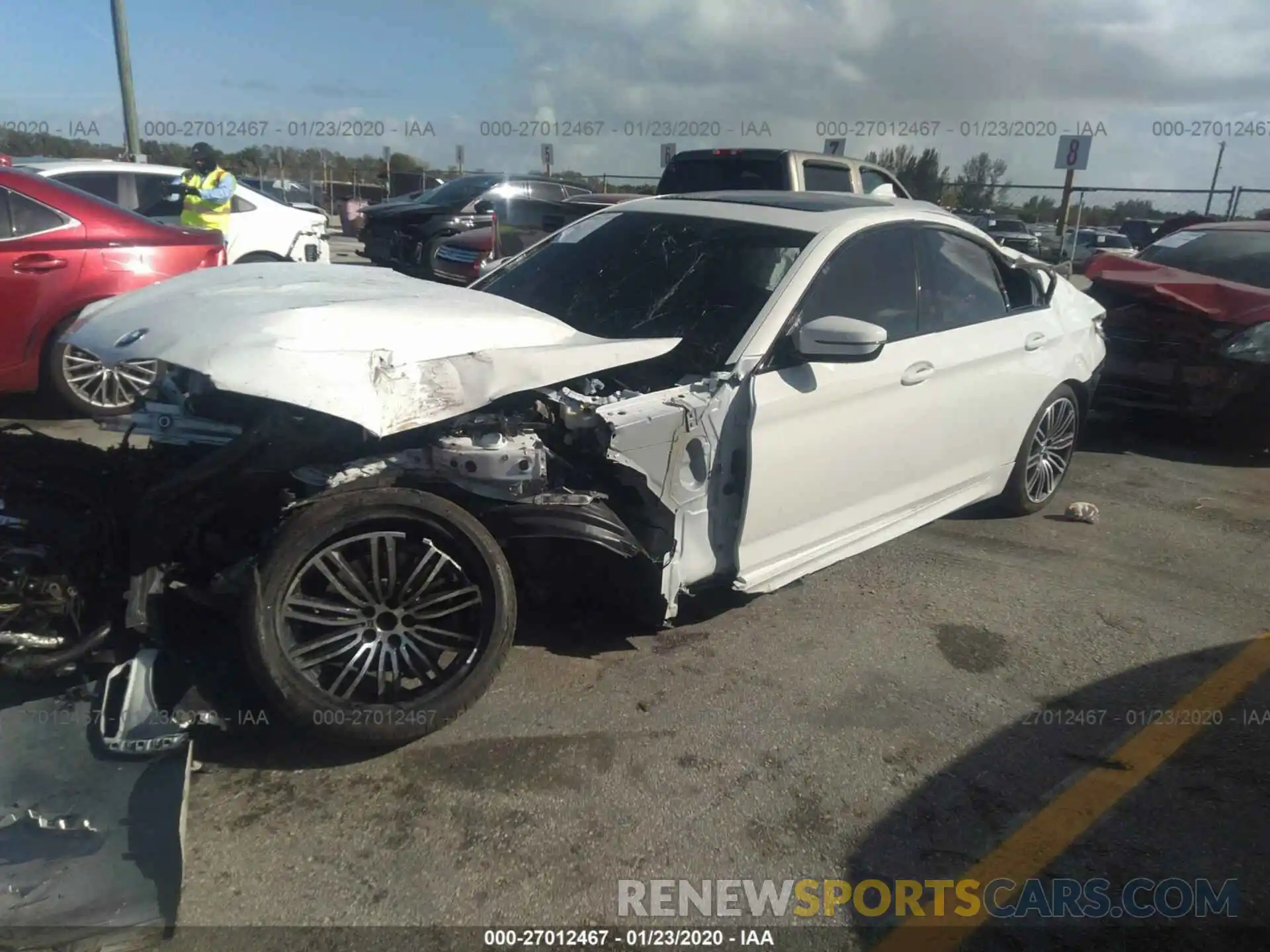 2 Photograph of a damaged car WBAJE5C52KWW38452 BMW 540 2019