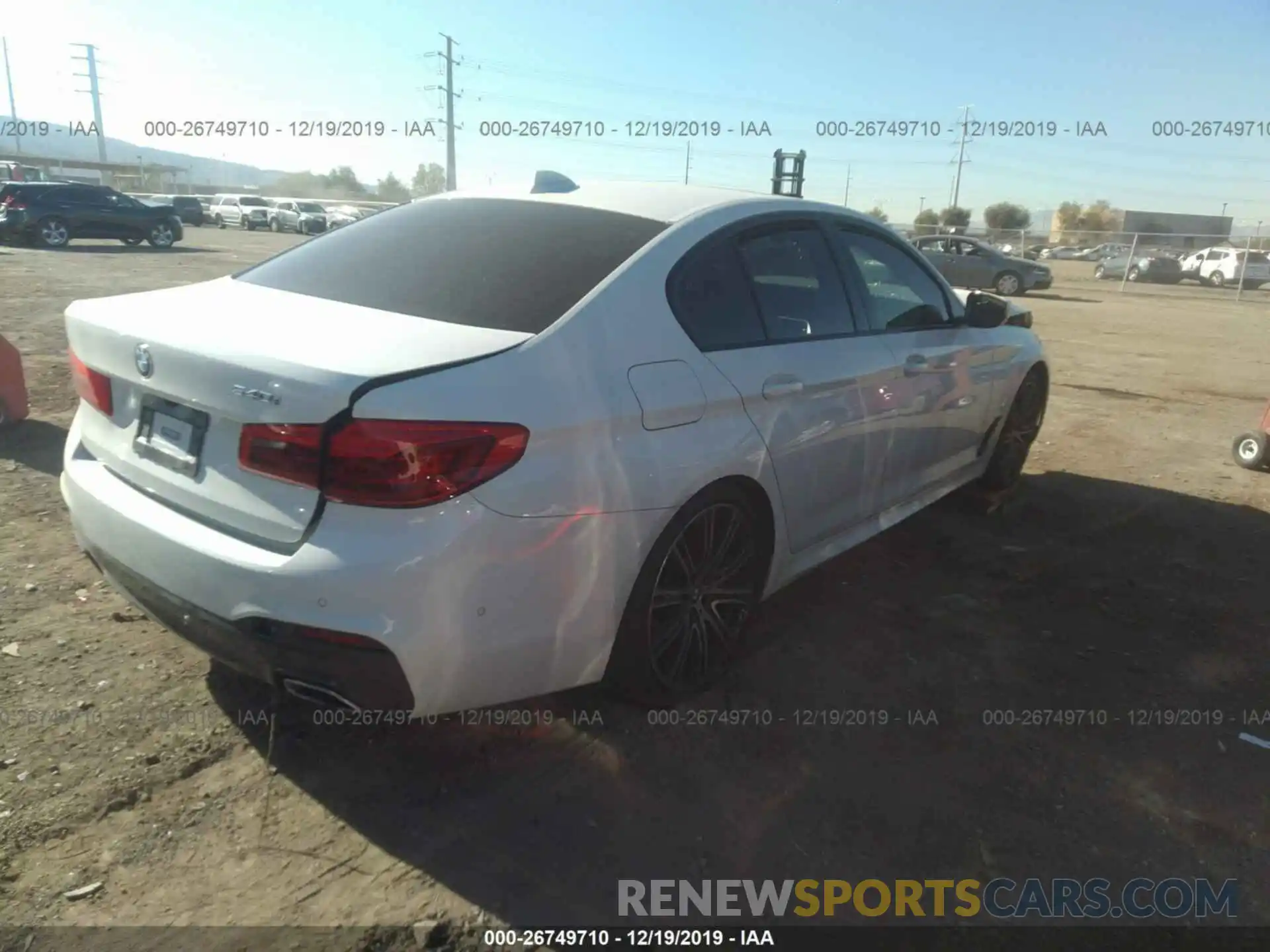 4 Photograph of a damaged car WBAJE5C58KWW11272 BMW 540 2019