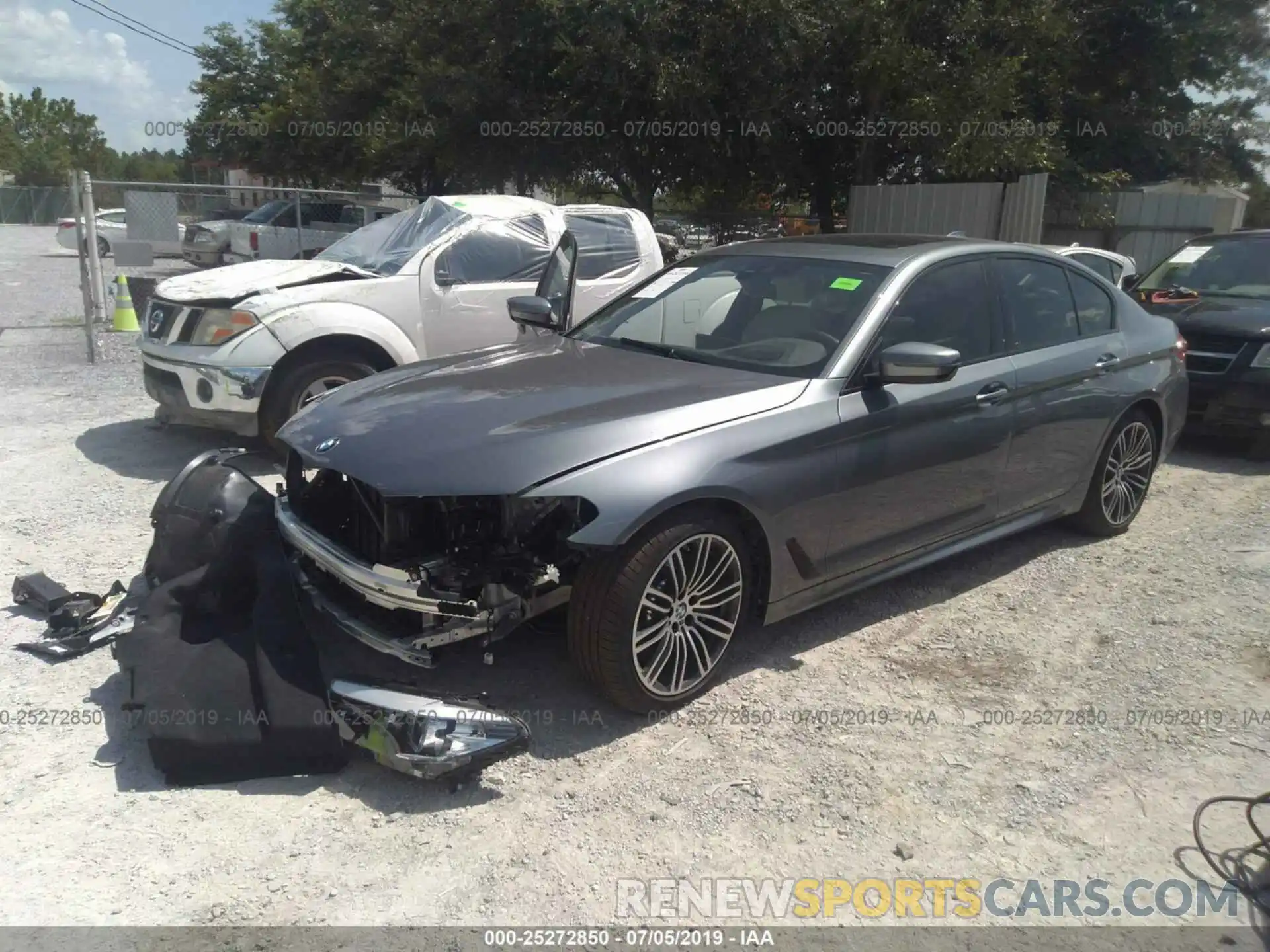 2 Photograph of a damaged car WBAJE5C5XKWW03450 BMW 540 2019