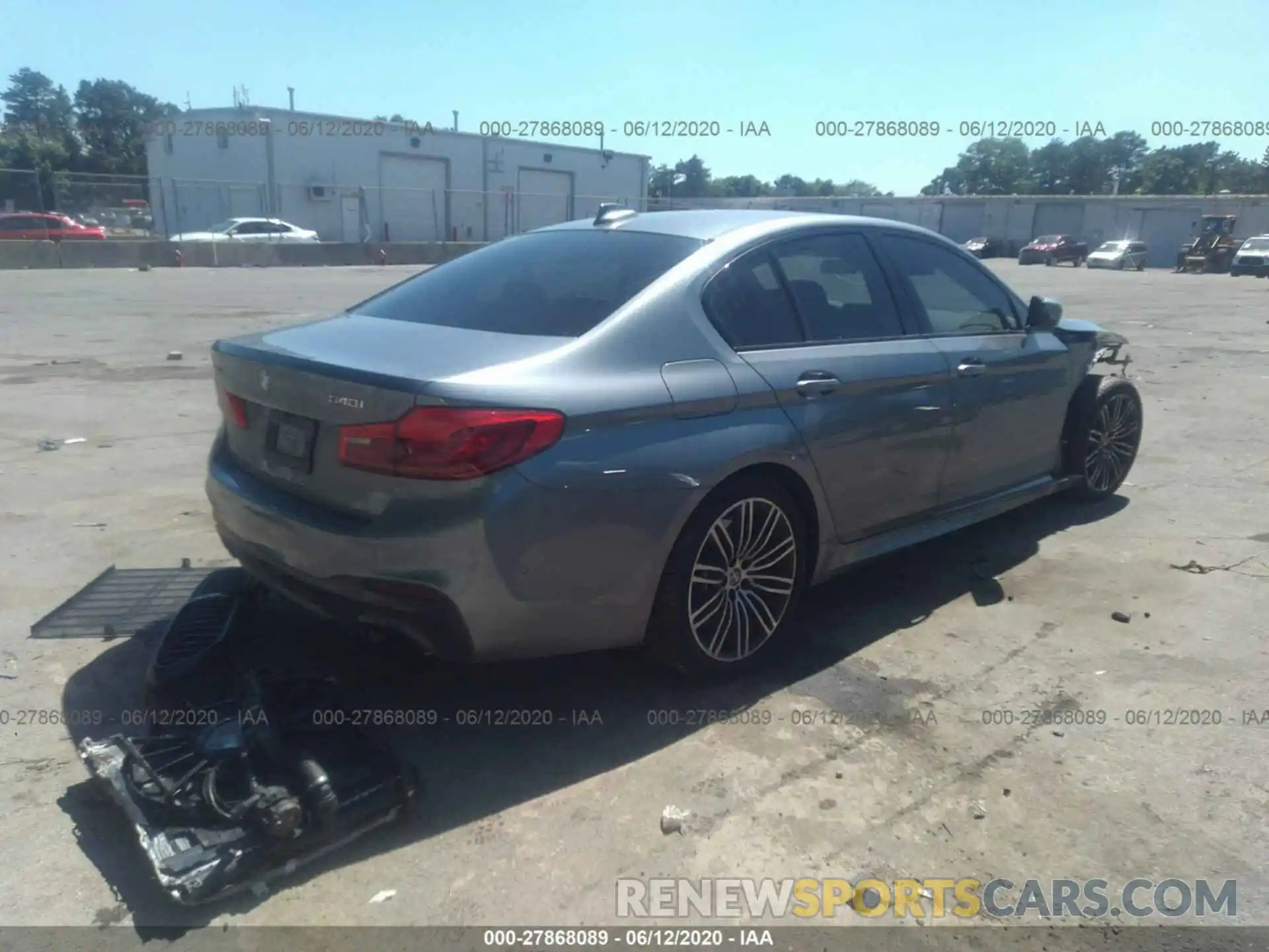 4 Photograph of a damaged car WBAJE7C50KWW13478 BMW 540 2019