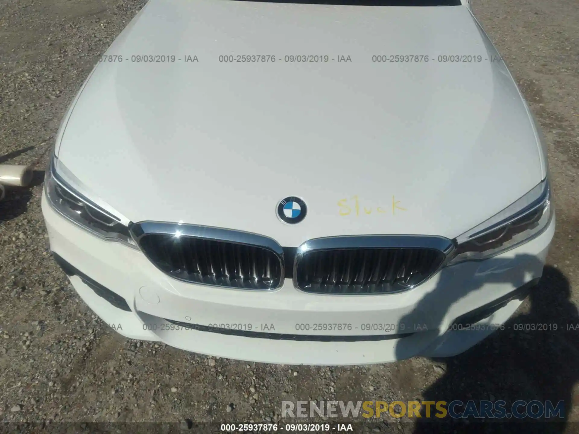 10 Photograph of a damaged car WBAJE7C52KWW35496 BMW 540 2019