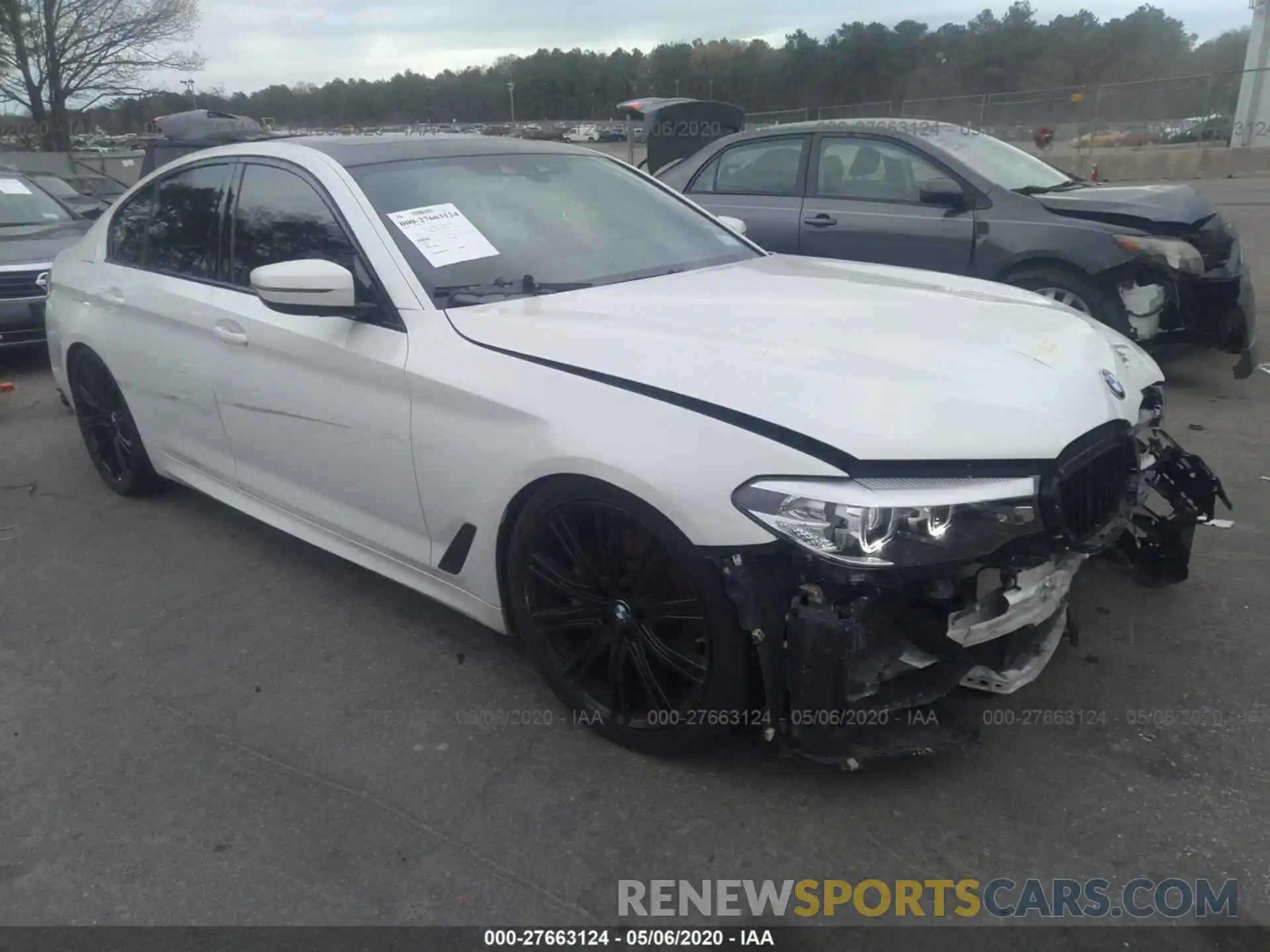 1 Photograph of a damaged car WBAJE7C55KWD55719 BMW 540 2019