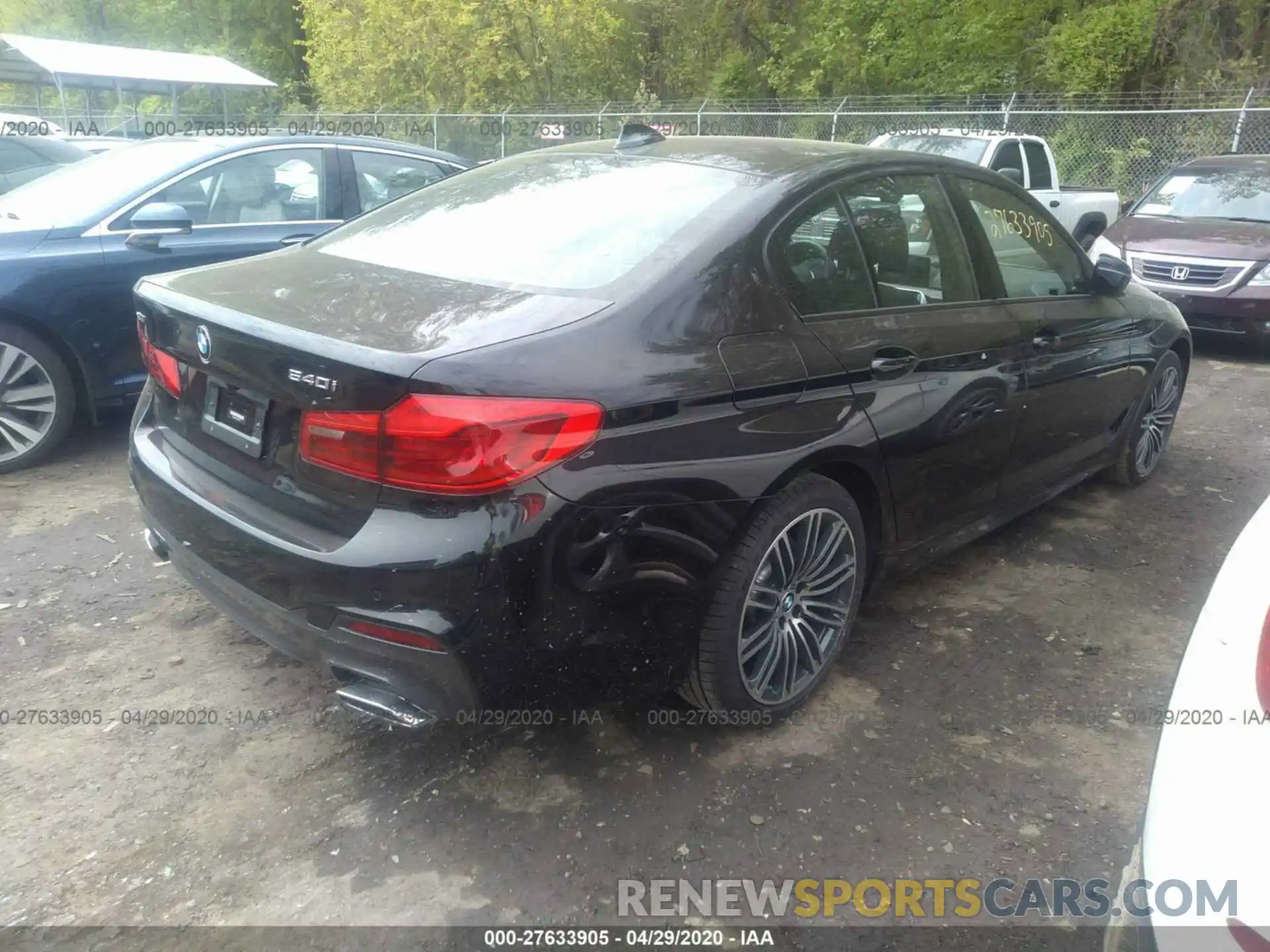 4 Photograph of a damaged car WBAJE7C5XKWW18252 BMW 540 2019