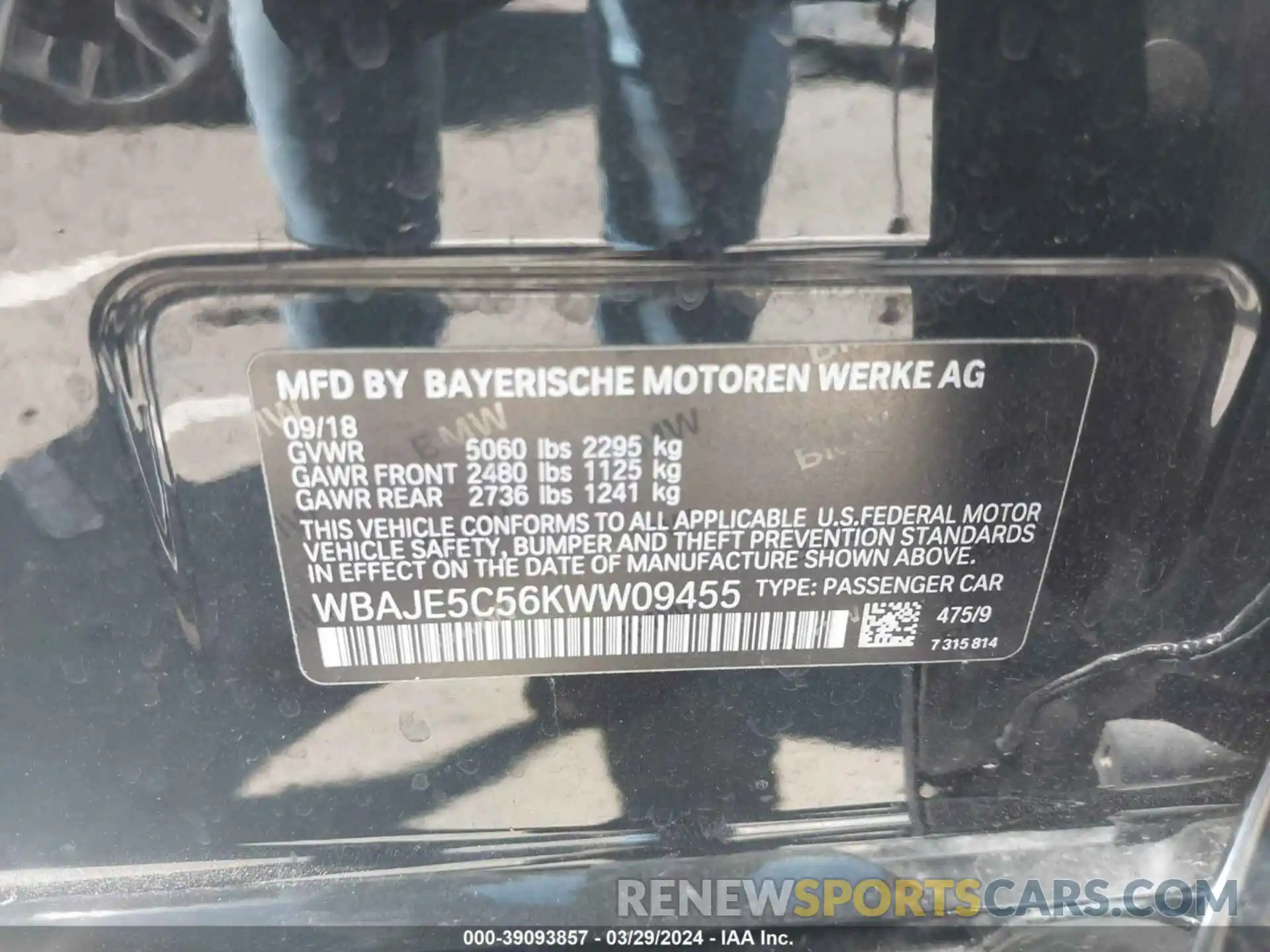 9 Photograph of a damaged car WBAJE5C56KWW09455 BMW 540I 2019